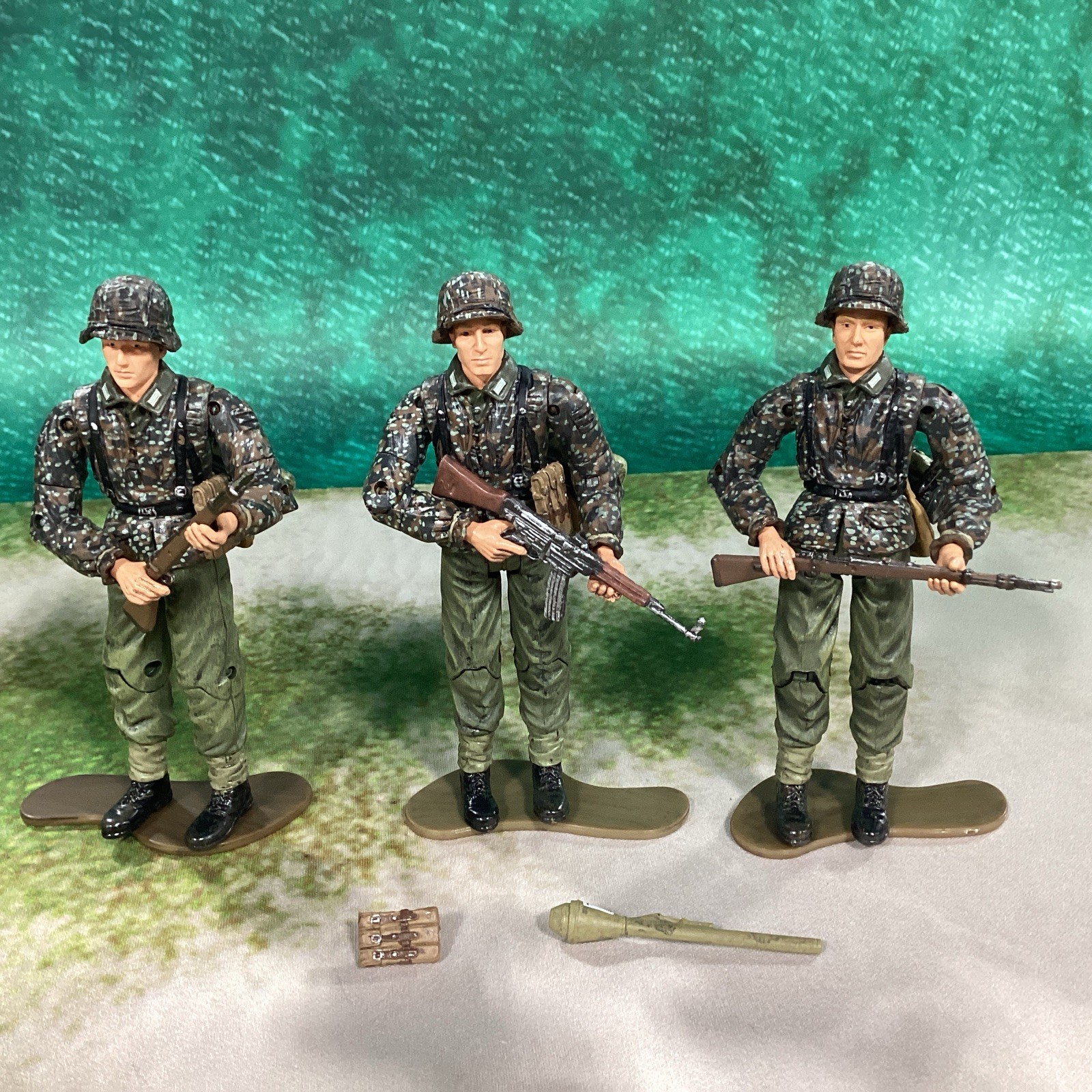 21st Century Ultimate Soldier German SS Stormtroopers (3) 1:18 PV332620