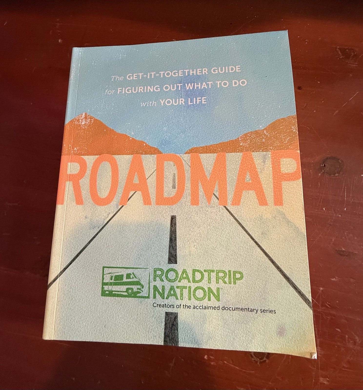 ROADMAP ~ ROADTRIP NATION  ~ SOFT COVER ~  NEW