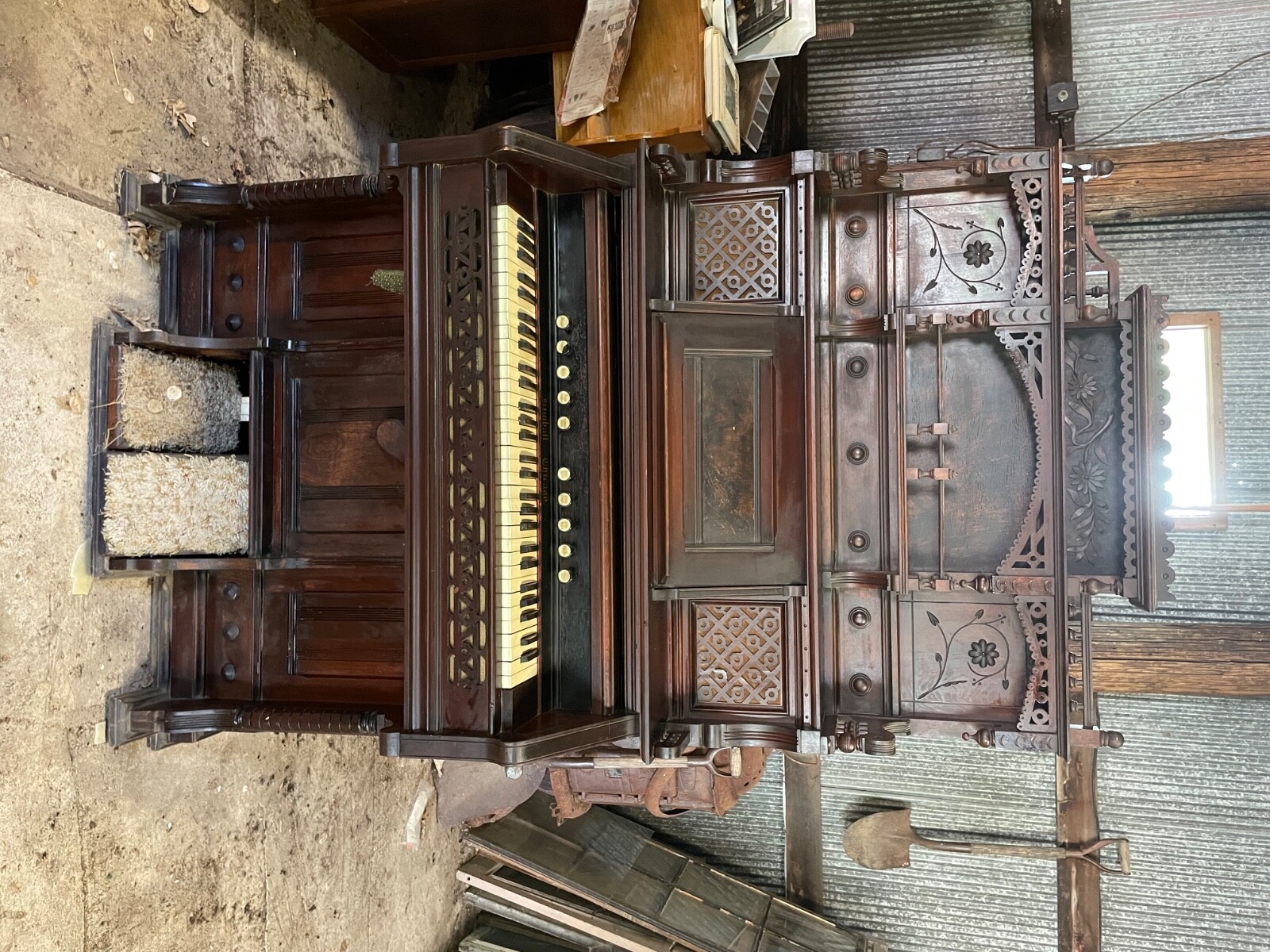 late 1800s air pump organ