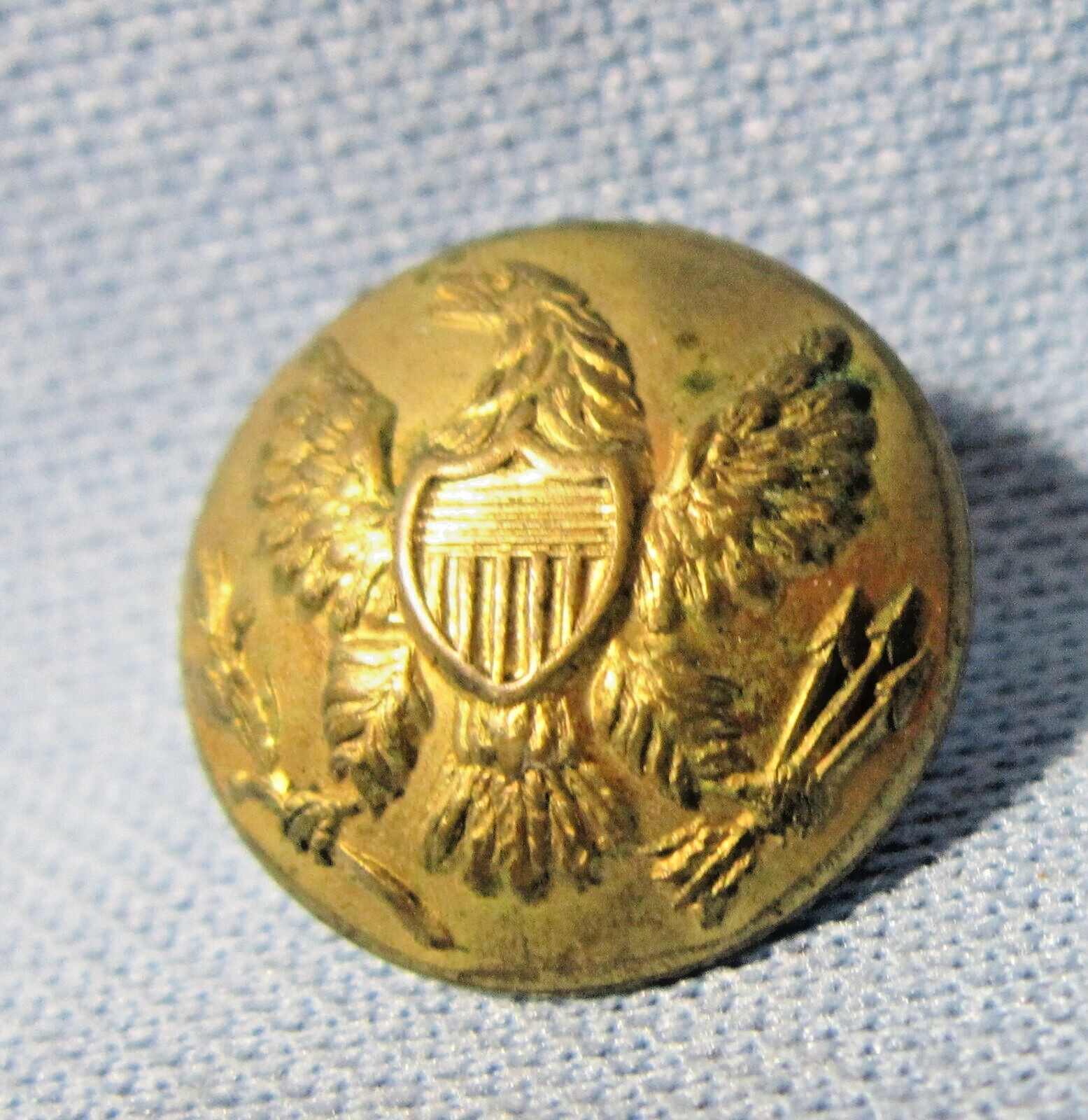Antique Civil War Era 1861-64 US ARMY Uniform BUTTON