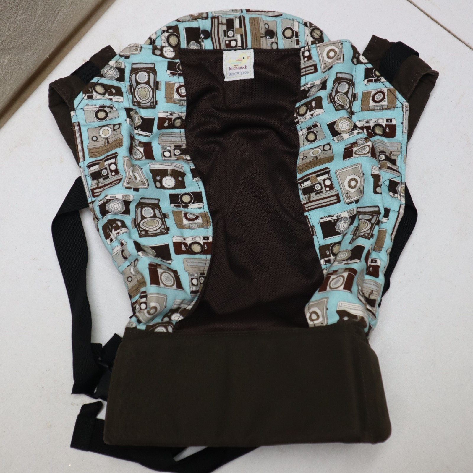 Kinderpack Baby Carrier Toddler Size **Rare Print** Blue W/ Brown Mesh Cameras