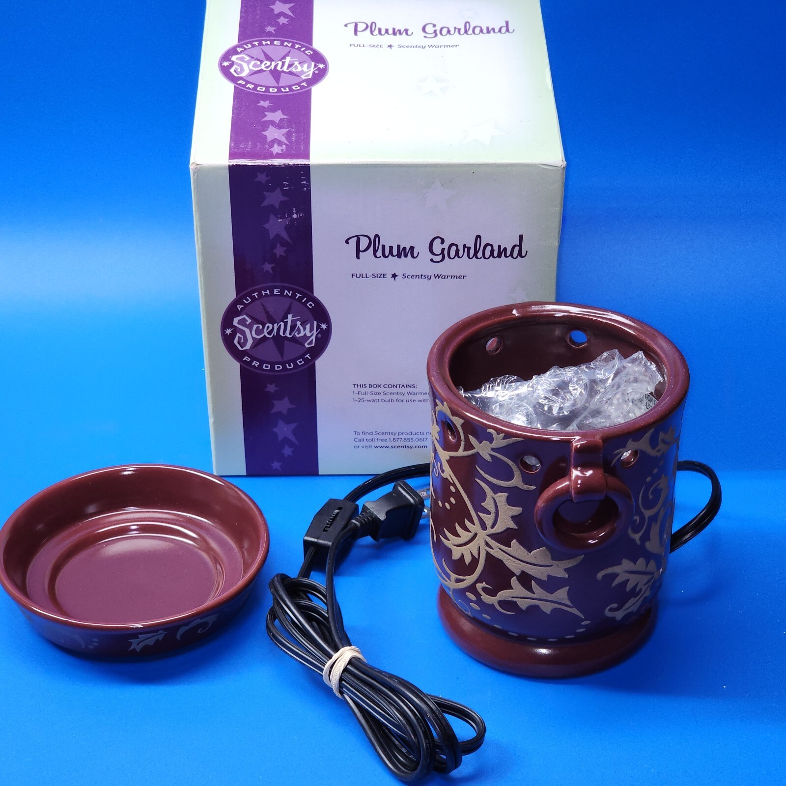 Scentsy Plum Garland Electric Wax Warmer Holiday Collection New in Box