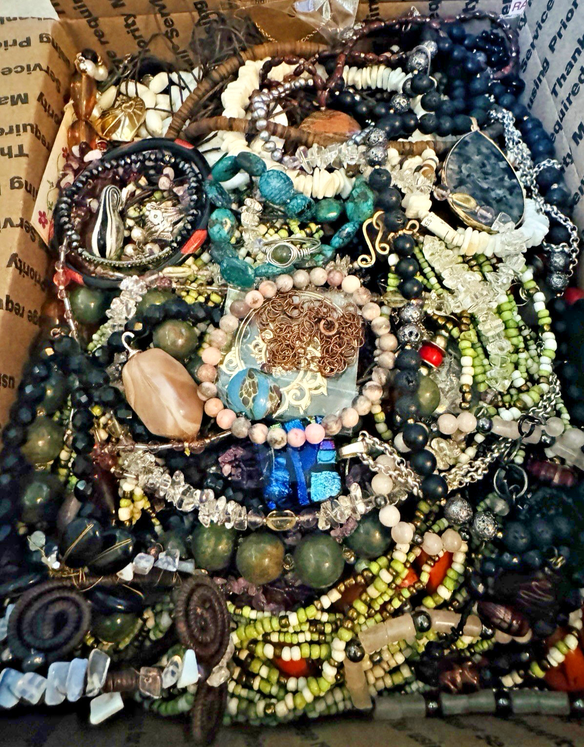 12 LBS 6 OZ Vintage to Now JEWELRY LOT Craft Resale Medium Flat Rate Box #4