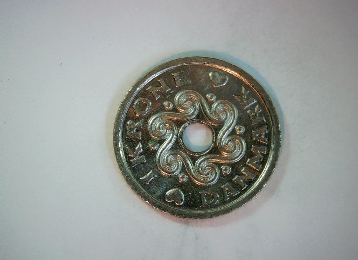 Denmark 2000 1 Krone Margrethe II monogram (holed type) Coin