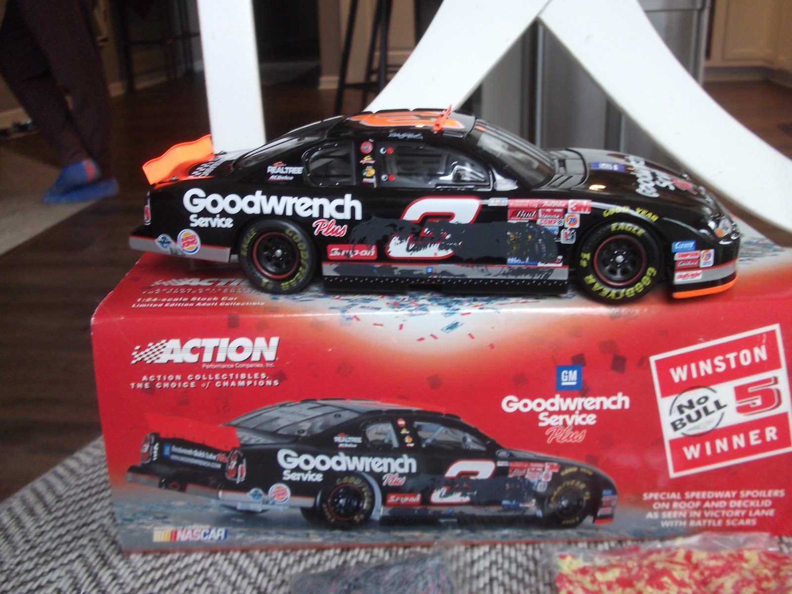 2001 Dale Earnhardt GM Goodwrench No Bull Talladega Final Win Raced Action 1/24