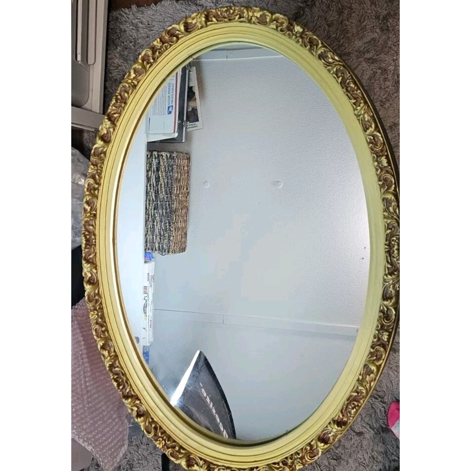 31.5" X 25.5" Vintage Ornate Gold Heavy Framed Oval Wall Mirror 13 lb