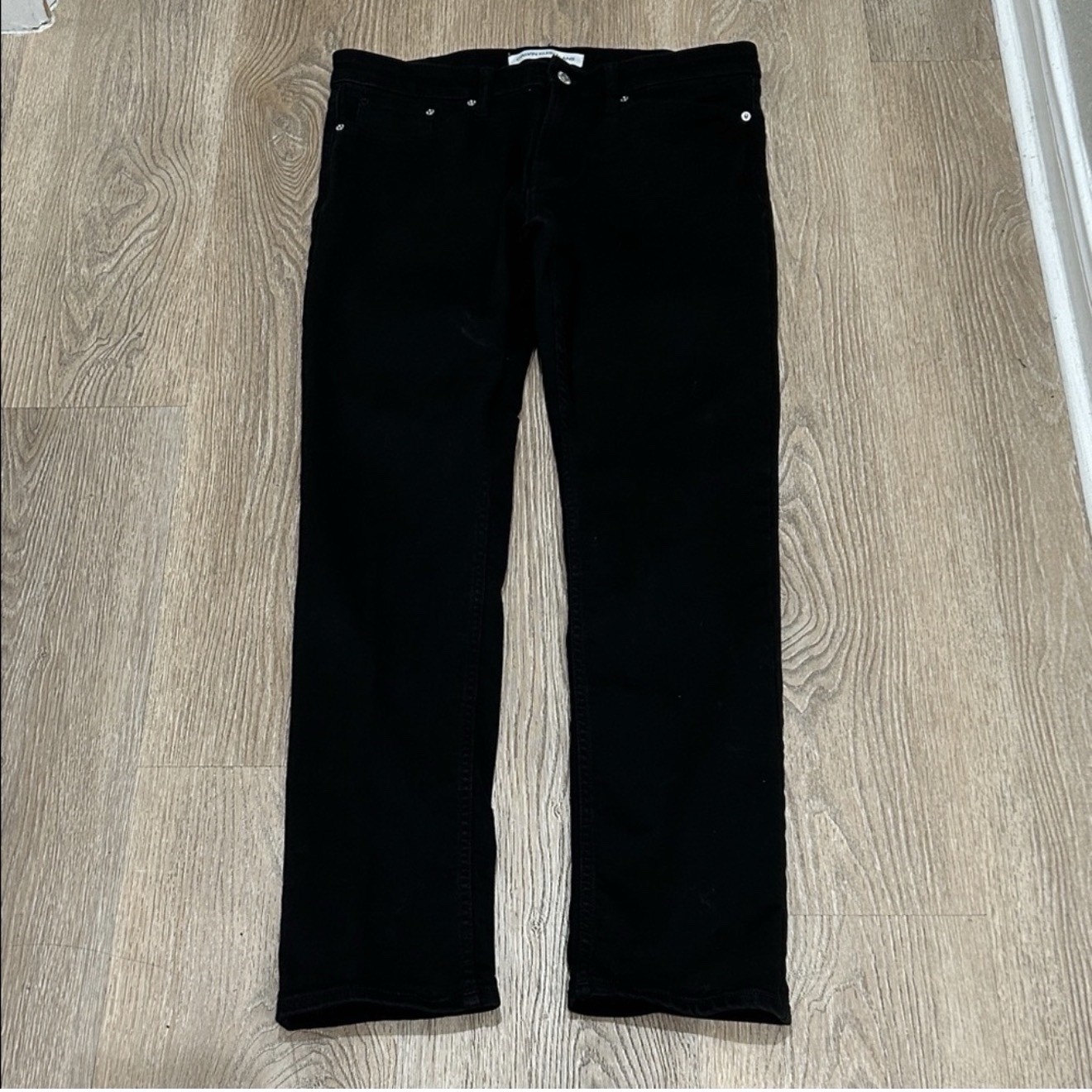 Slim Fit Calvin Klein No fade Black Jeans 32