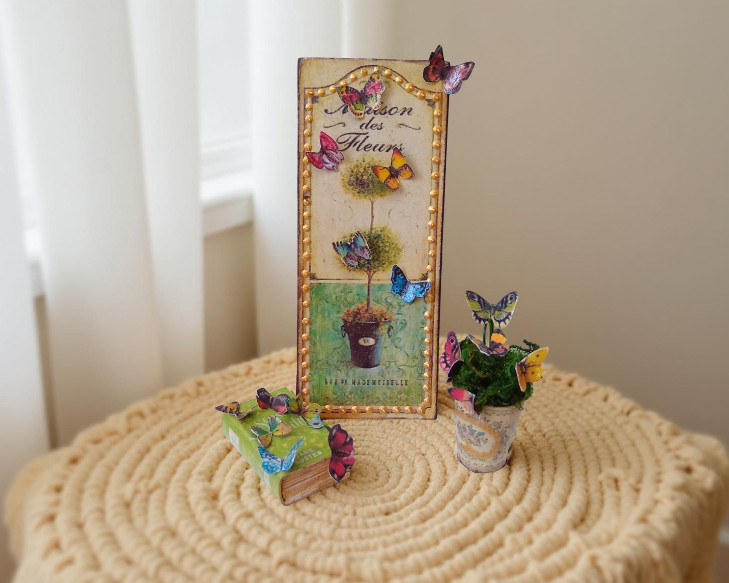 Dollhouse Accessories. 1:12 Scale. Miniature Dollhouse.