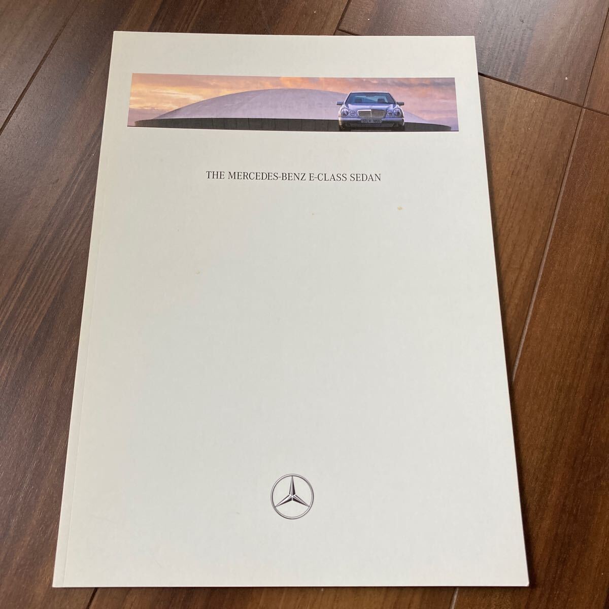 CATALOG BENZ E-CLASS SEDAN