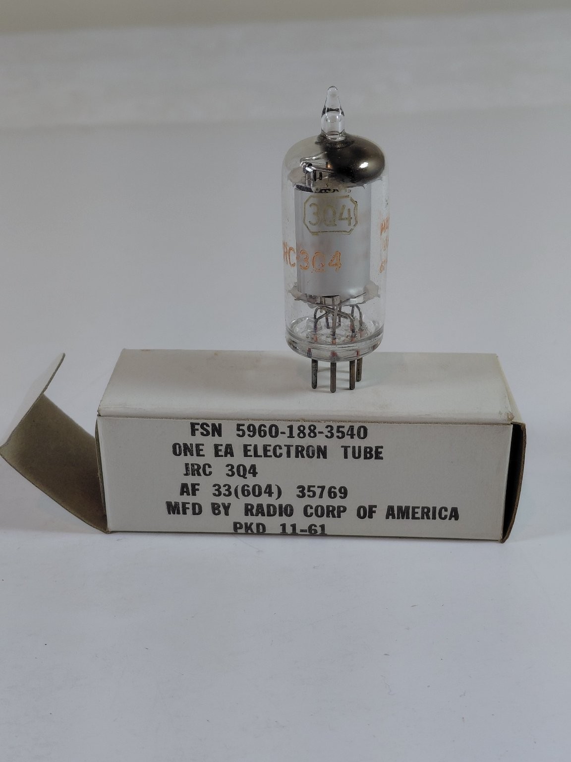 JRC RCA 3Q4 Electron Tube Vacuum Valve FSN 5960-188-3540 USA 1961 Original Box
