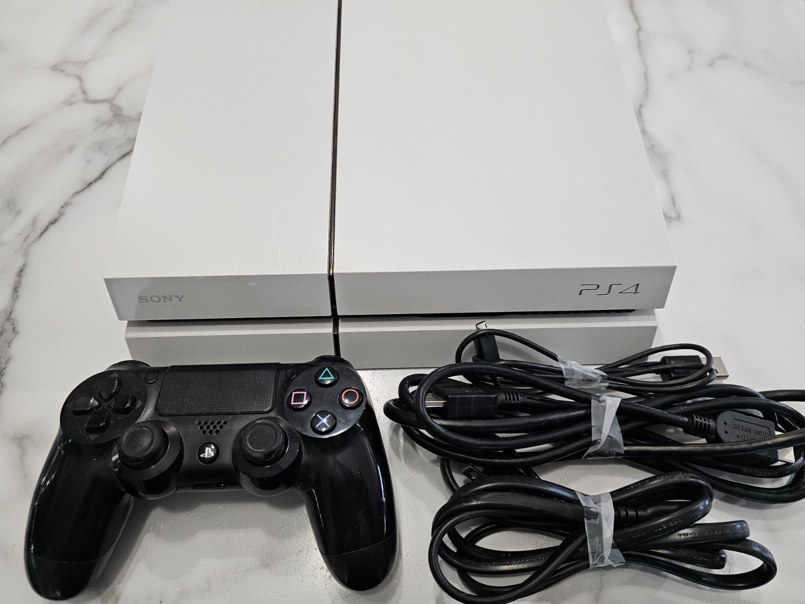 Sony PlayStation PS4 White Glacier 500GB Console CUH-1115A Pre-owned W/ 4 Games