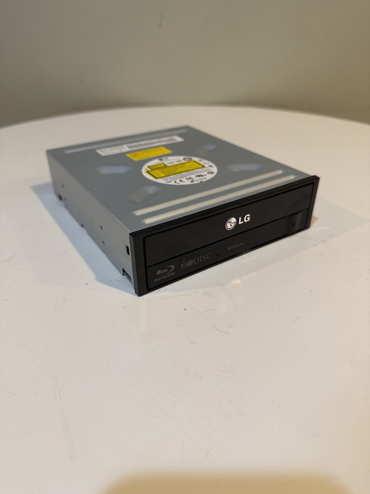 LG WH14NS40 SATA M-DISC UHD BLU-RAY DVD-CD 3D DISC WRITER BURNER PC DAMAGED SATA