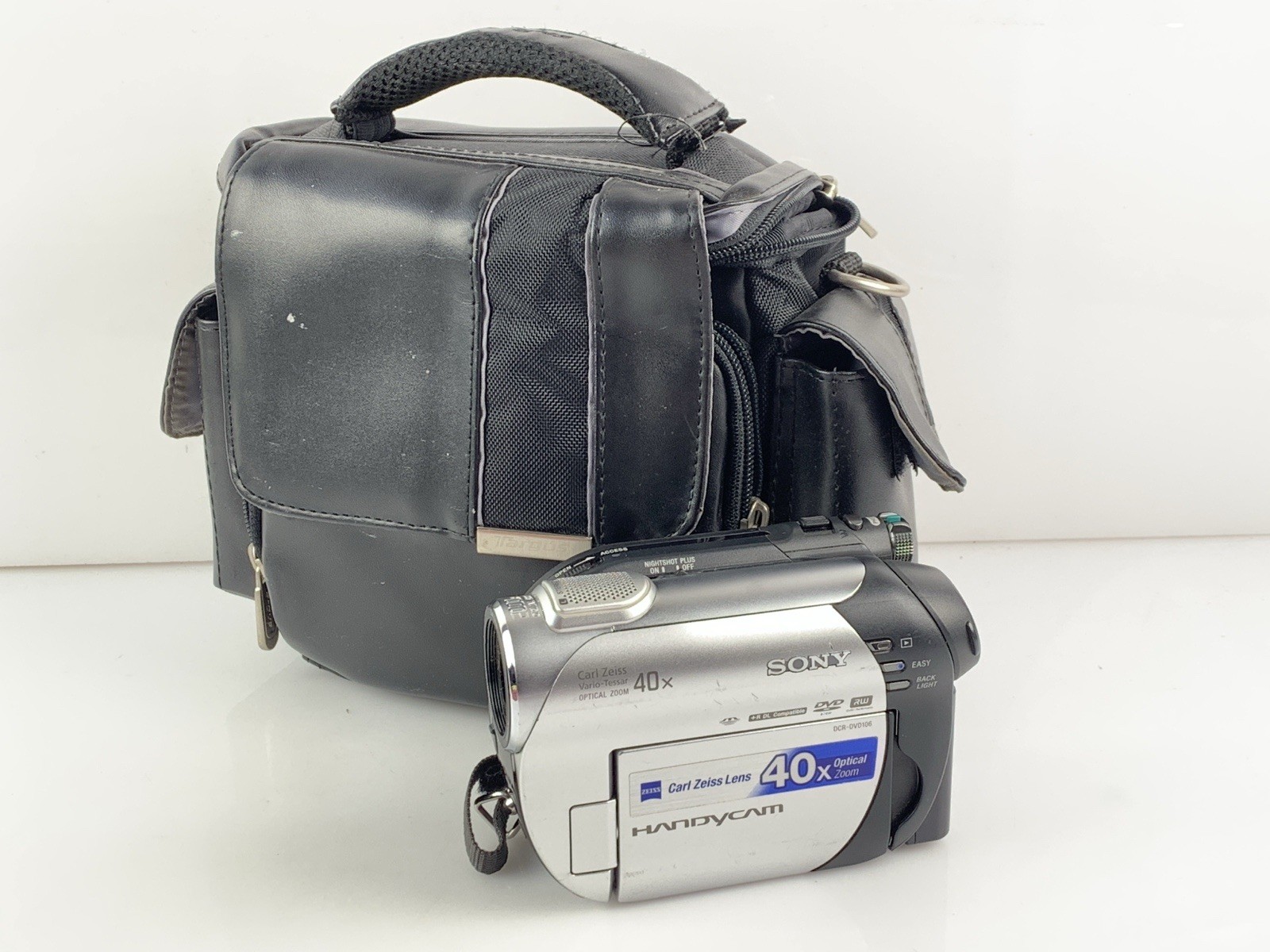 Sony Handycam DCR-DVD106E Camcorder DVD DISC Video Camera Spares Or Repairs