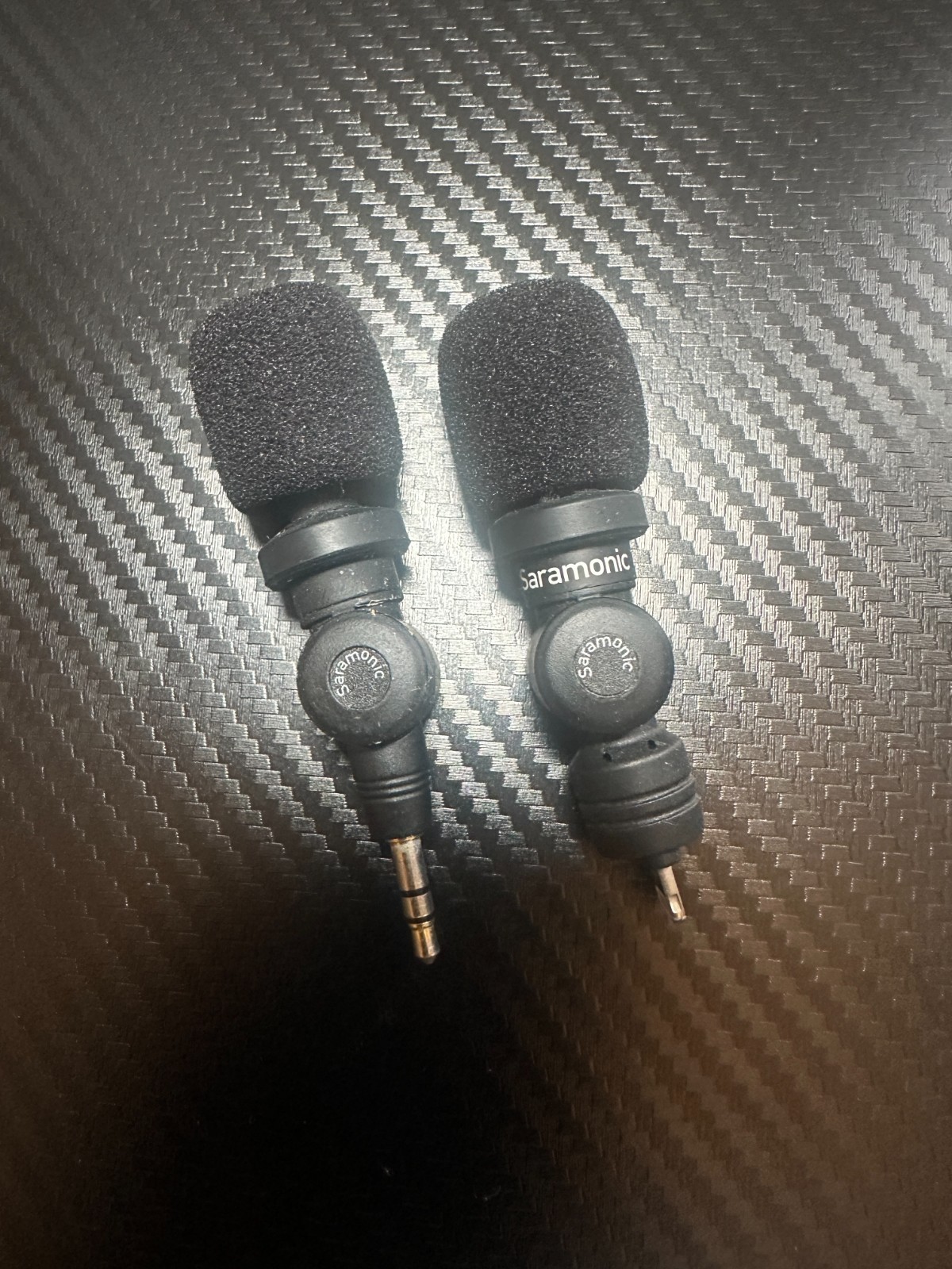 Saramonic SR-XM1 Ultra-Compact Unidirectional Microphones 3.5mm Jack/Lightning