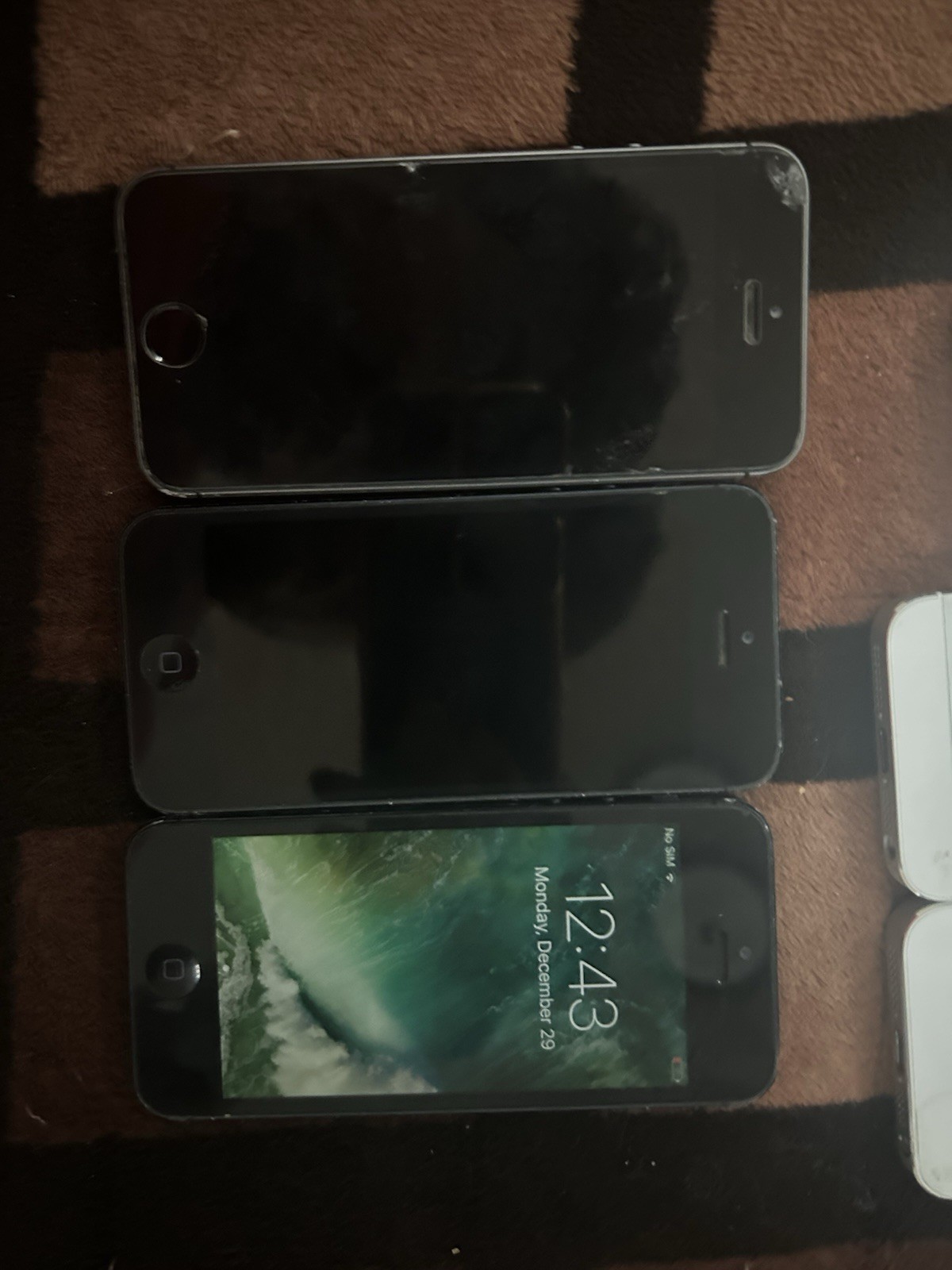 Assorted iPhones Lot of 5 Untested for Parts or Repair