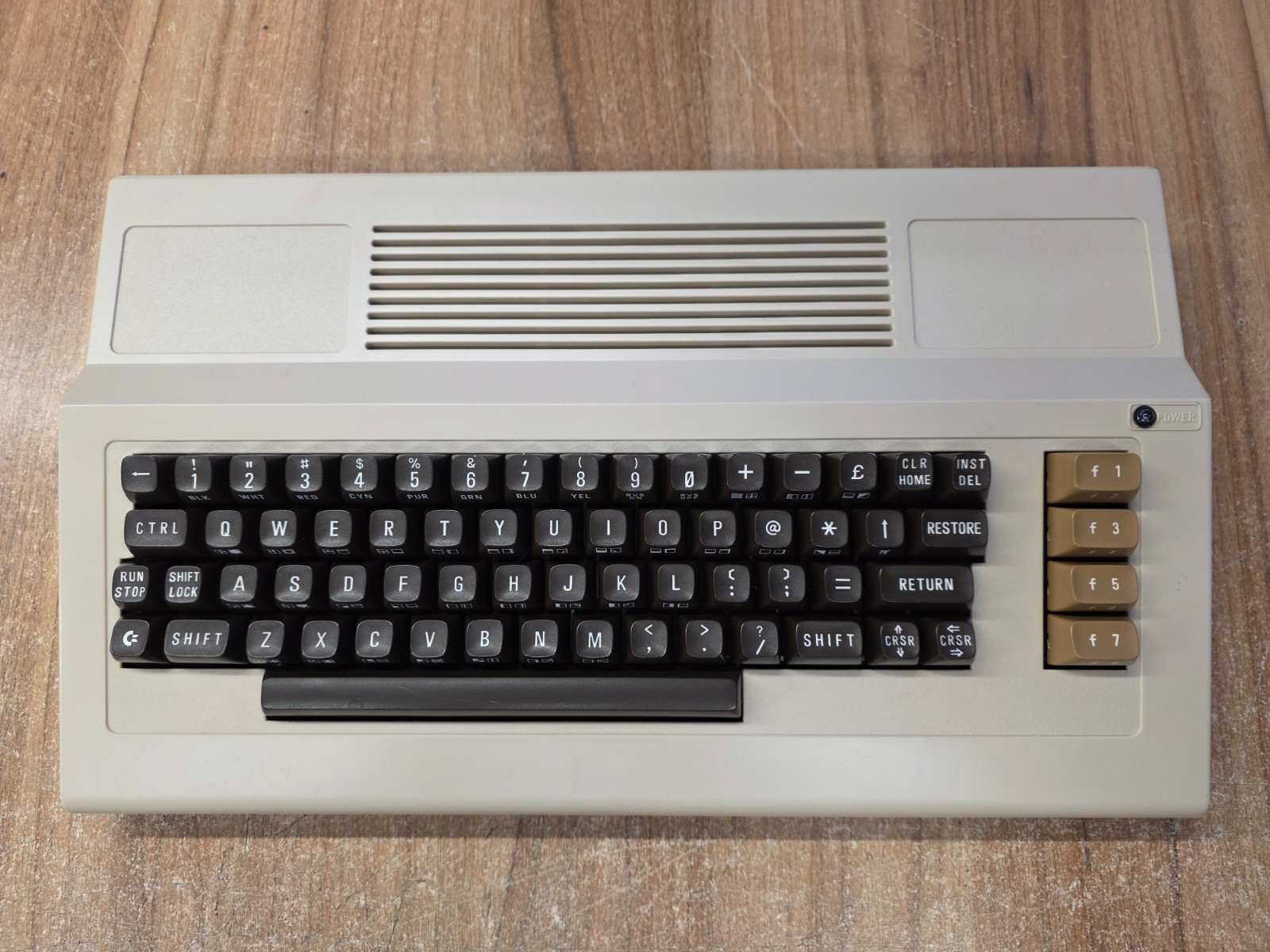 New CRS Edition Commodore 64 in Aus Case 250466 Motherboard inc Sid 6581R4AR