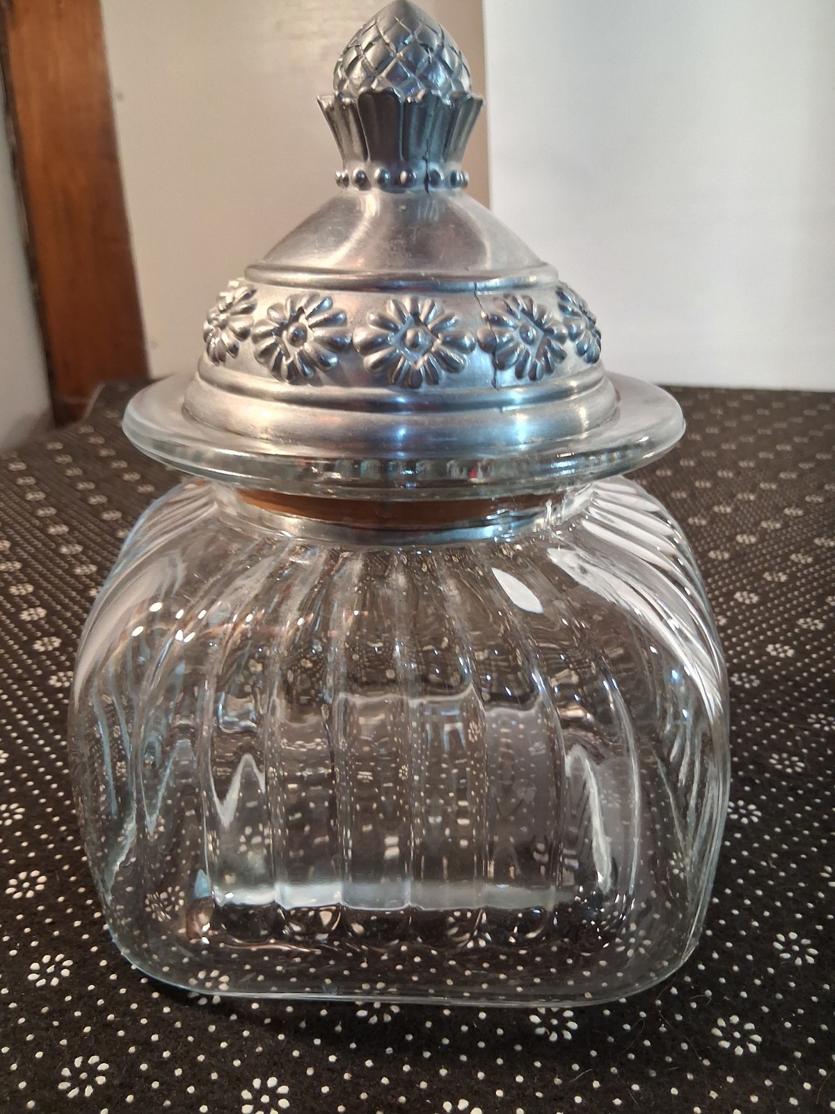  Artland Vintage Clear Ribbed Glass Canister  Silver/Pewter Tone Lid