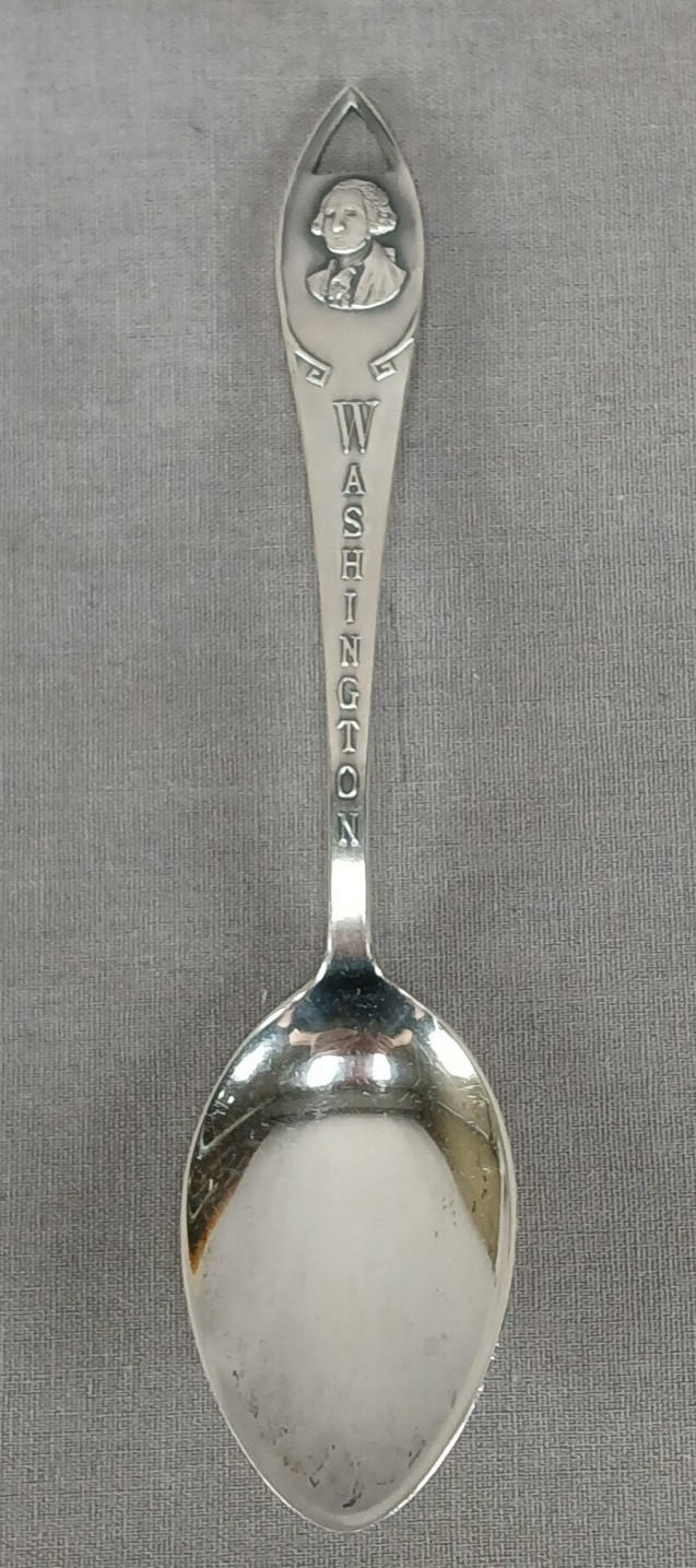 Vintage George Washington Sterling Silver 5 5/8 Inch Souvenir Spoon