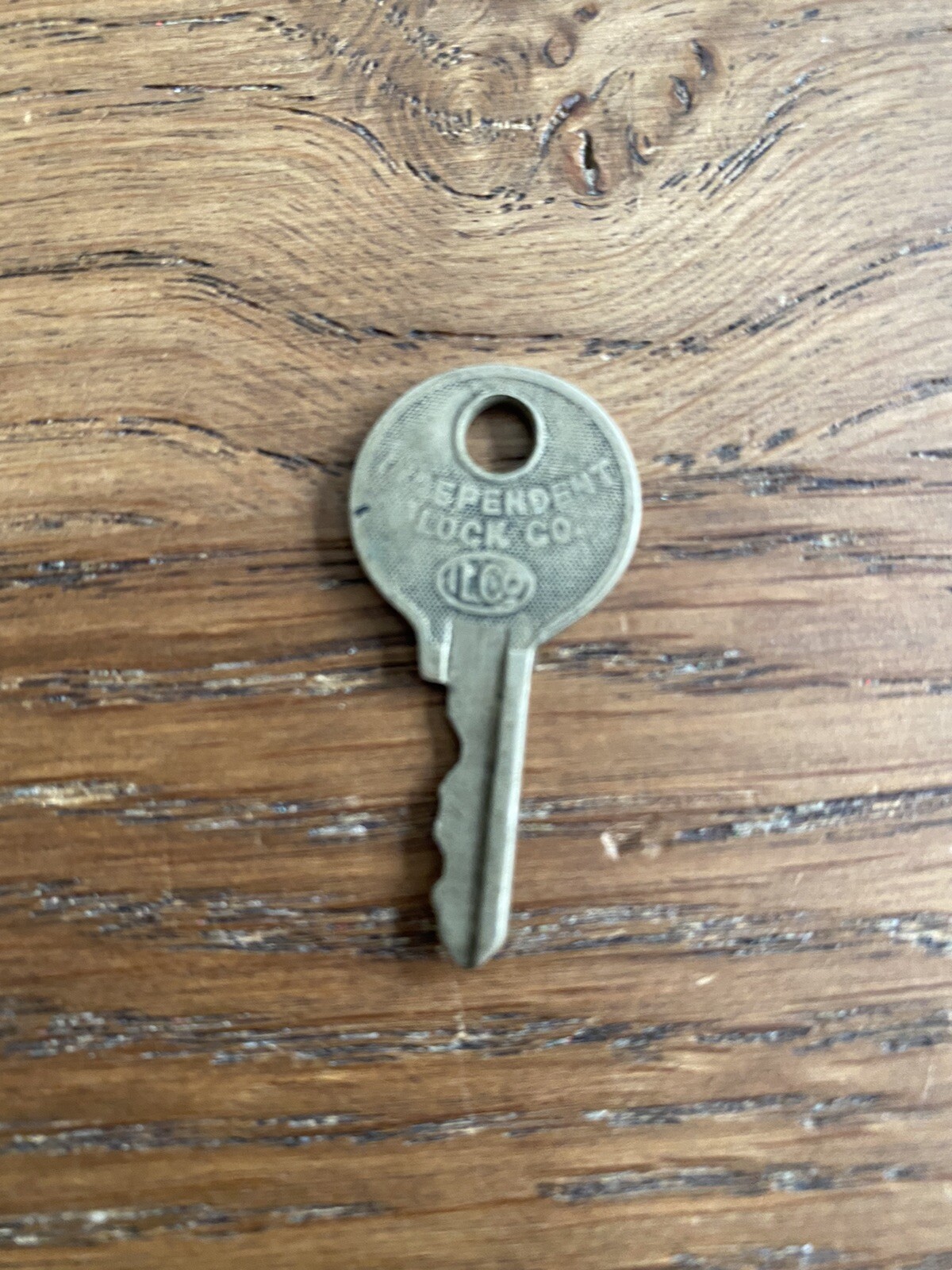 Independent Lock Co. Fitchburg, Mass Key No. 1132