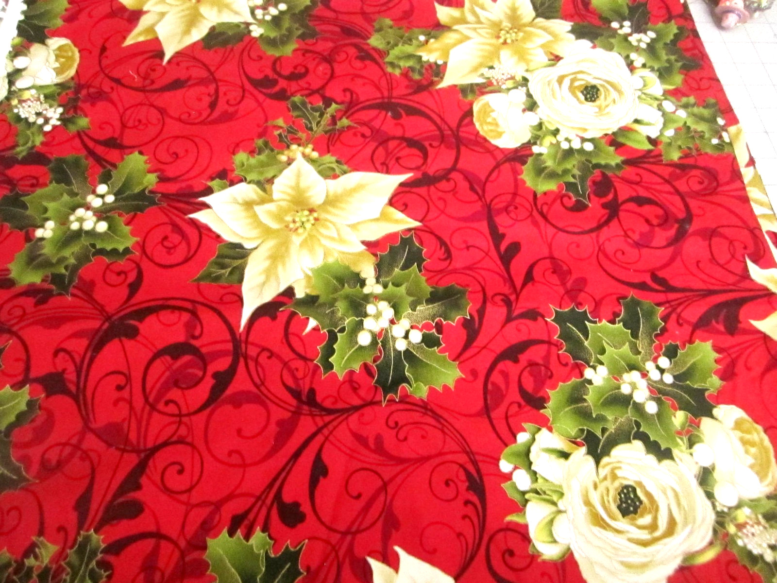 Cotton FAbric White Christmas POINSETTIAS Berries on Red Black BTYx 44