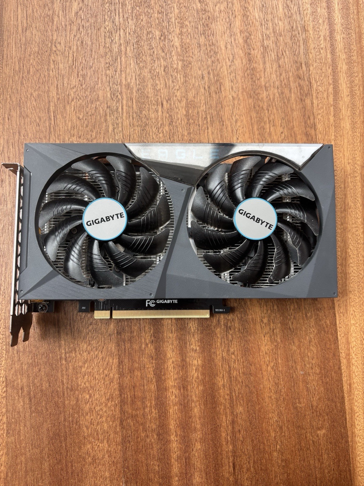 GIGABYTE Eagle GeForce RTX NVIDIA PCI Express Graphics Card Multiple Monitor Fan