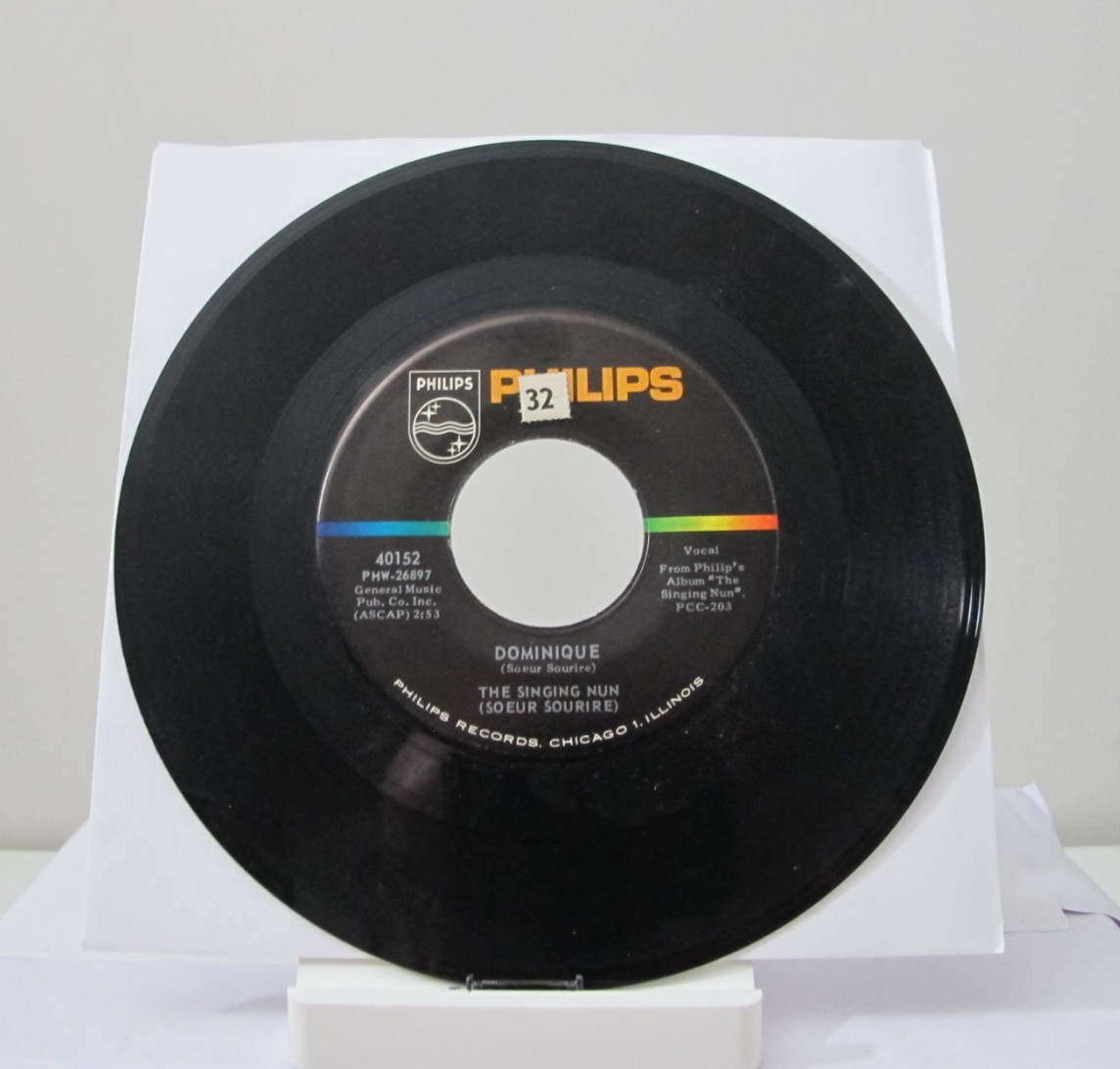 45 RECORD - THE SINGING NUN - DOMINIQUE