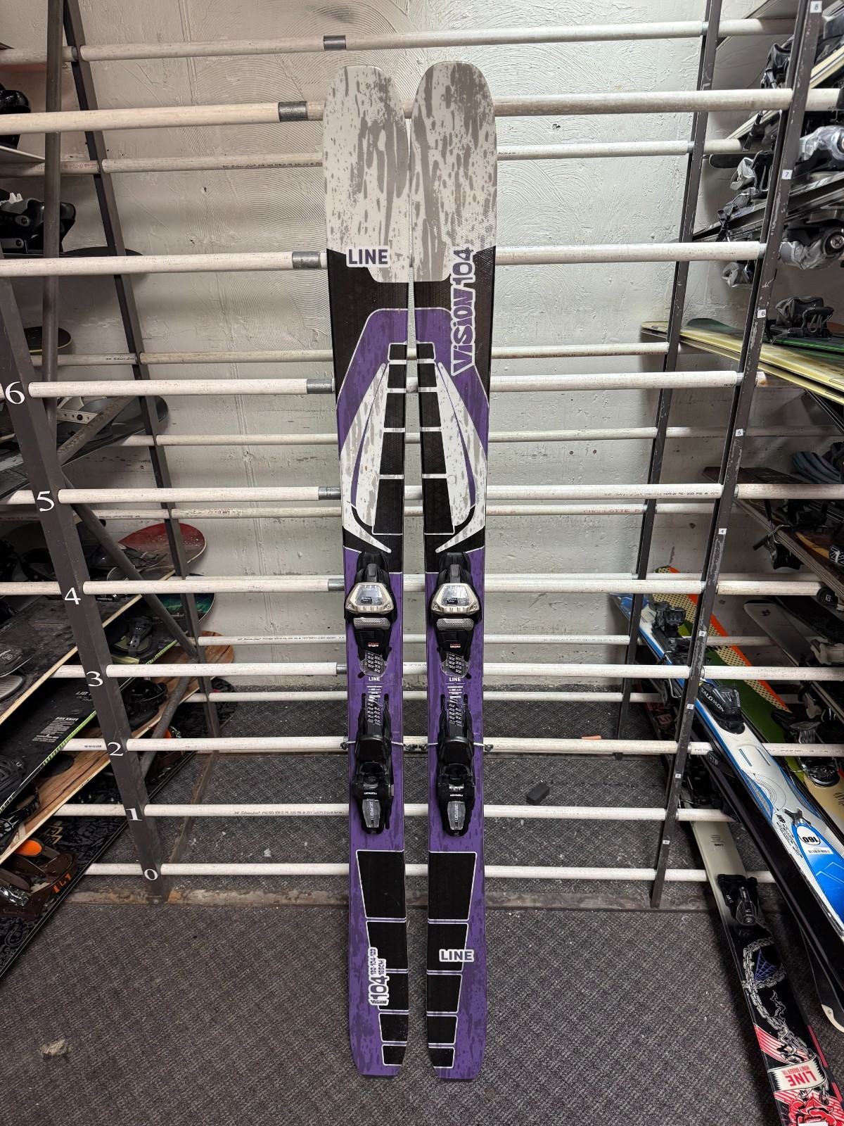 Line Vision 104 Skis