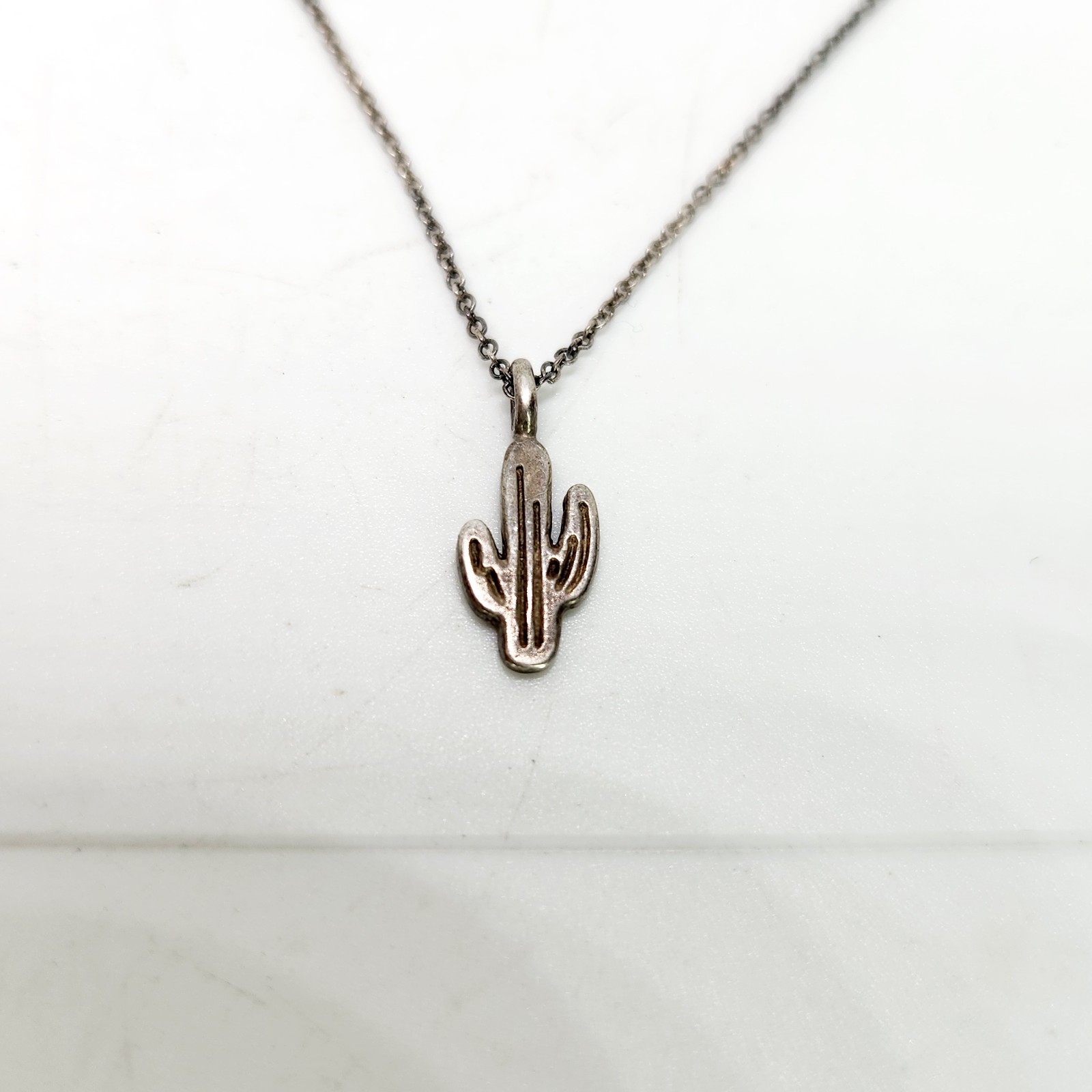 Sterling Silver 925 Southwest Cactus Dainty Pendant On Chain Necklace 16-18"