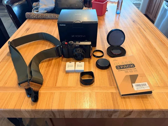 Fujifilm X100VI Digital Camera (Black) + Includes Extra '' Read description ''