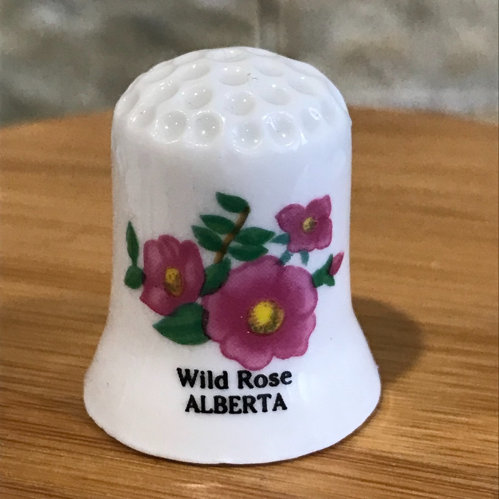 Vintage Thimble Wild Rose Alberta T33
