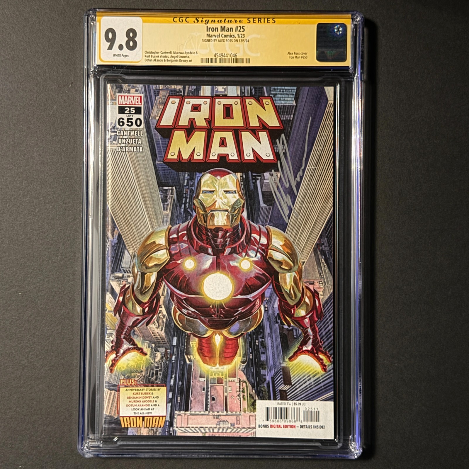 Iron Man #25 - CGC 9.8 SS Alex Ross - Alex Ross Cover