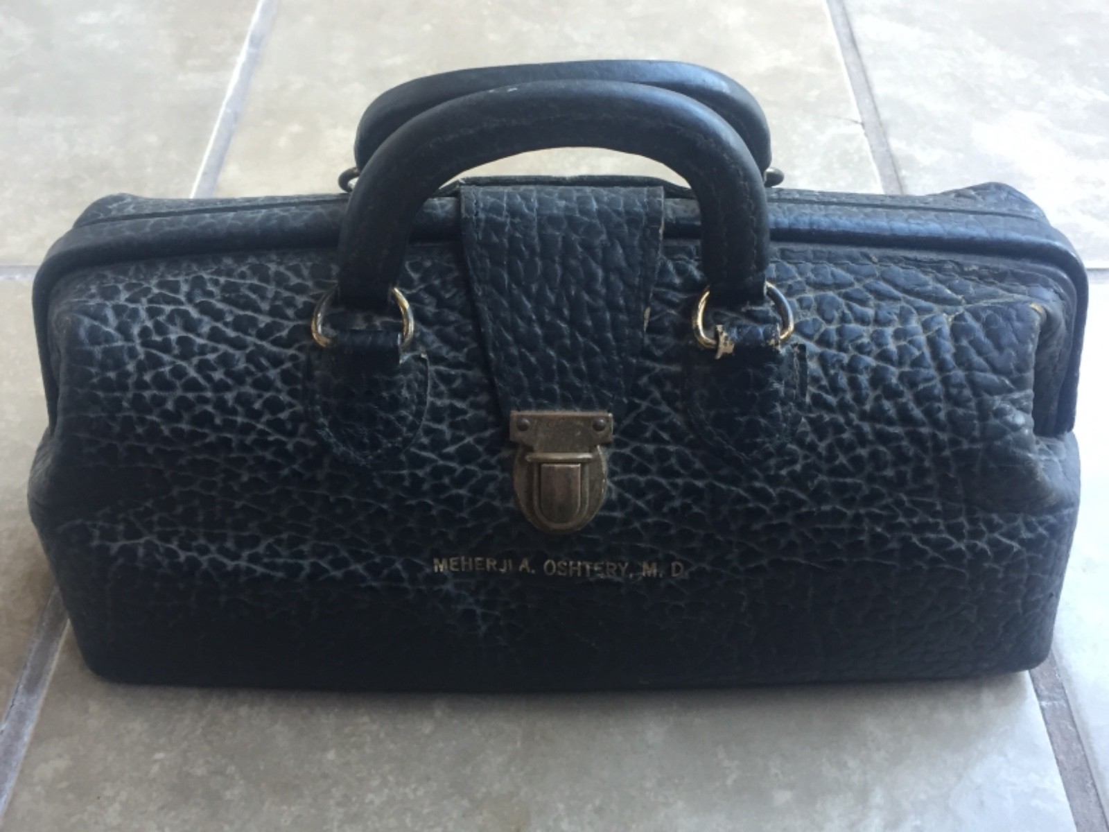 Antique VTG Eli Lilly Pebbled Leather Doctor MD Medical Travel Bag