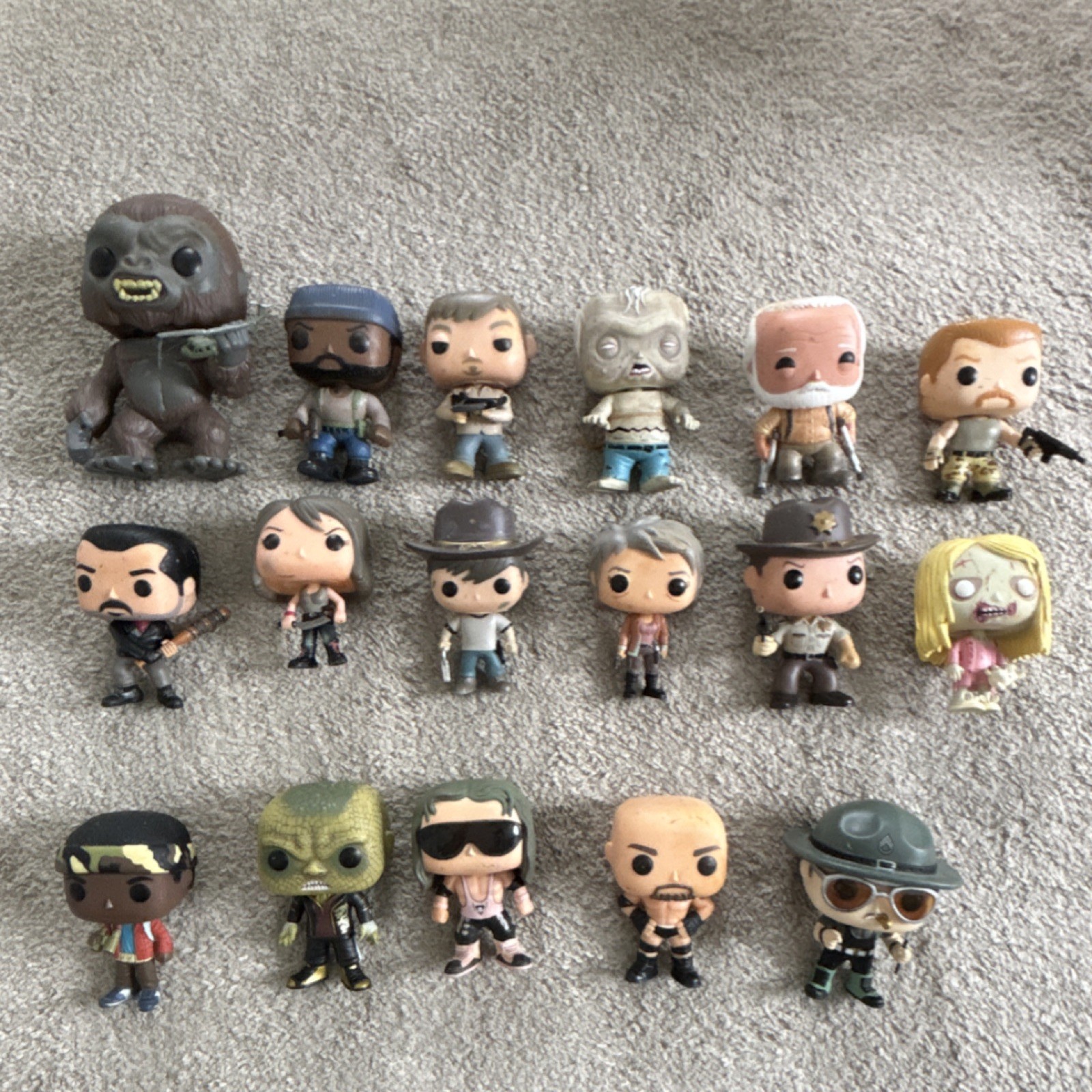 Mixed Funko pops, no box 