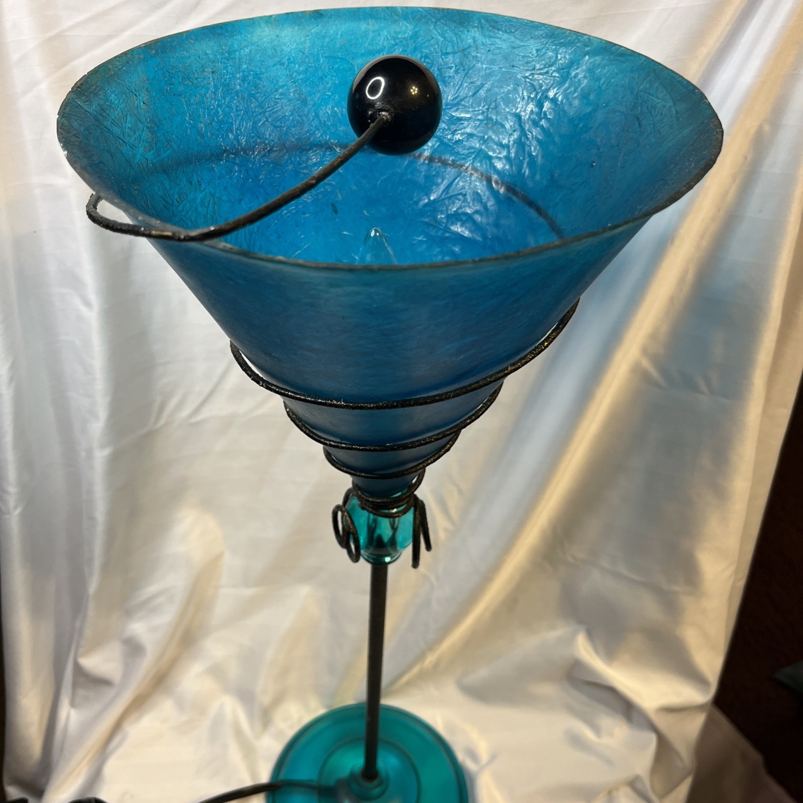 Vintage MCM Pop Art Memphis Style Berman Fiberglass Martini Glass Table Lamp EUC