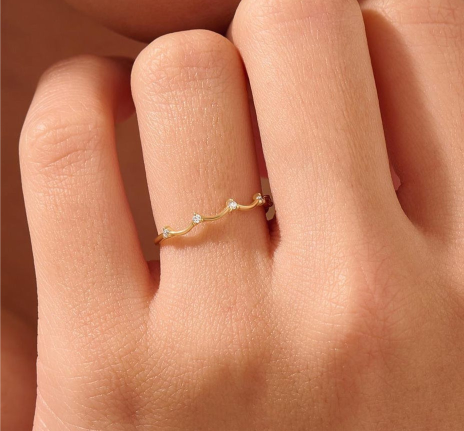 14k Solid Gold Crown Ring Dainty Wavy Stacking Band Moissanite Tiny Gold Ring