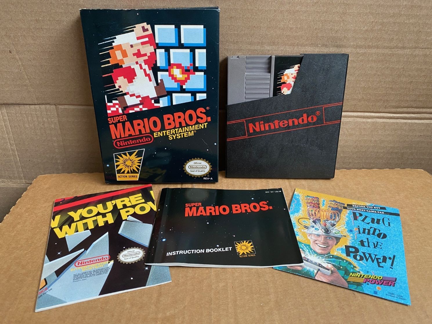 Super Mario Bros. NES CIB  (Nintendo Entertainment System, 1985) Tested Complete