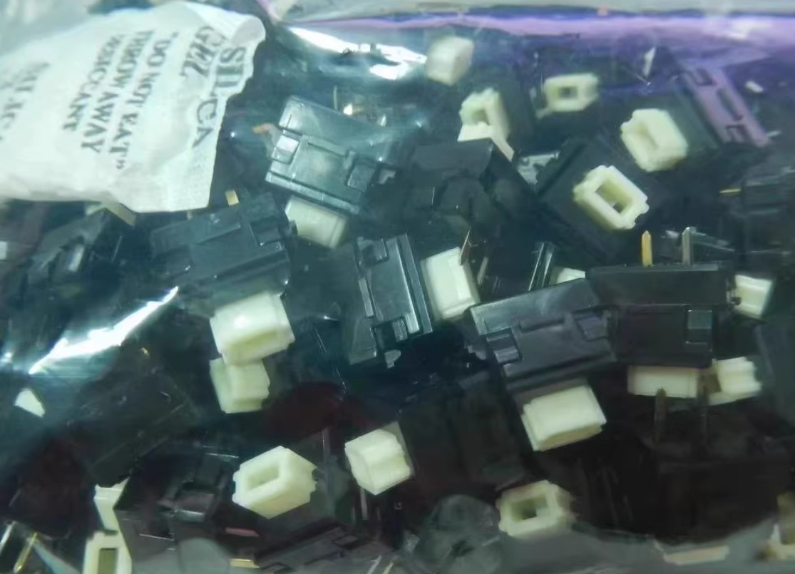 100 pce vintage alps-clone cream  tactile non-clicky switches