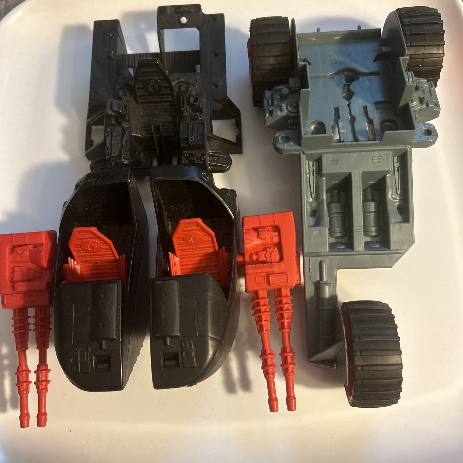 vintage Cobra S.T.U.N. GI Joe ARAH STUN vehicle - 1986 Hasbro main parts