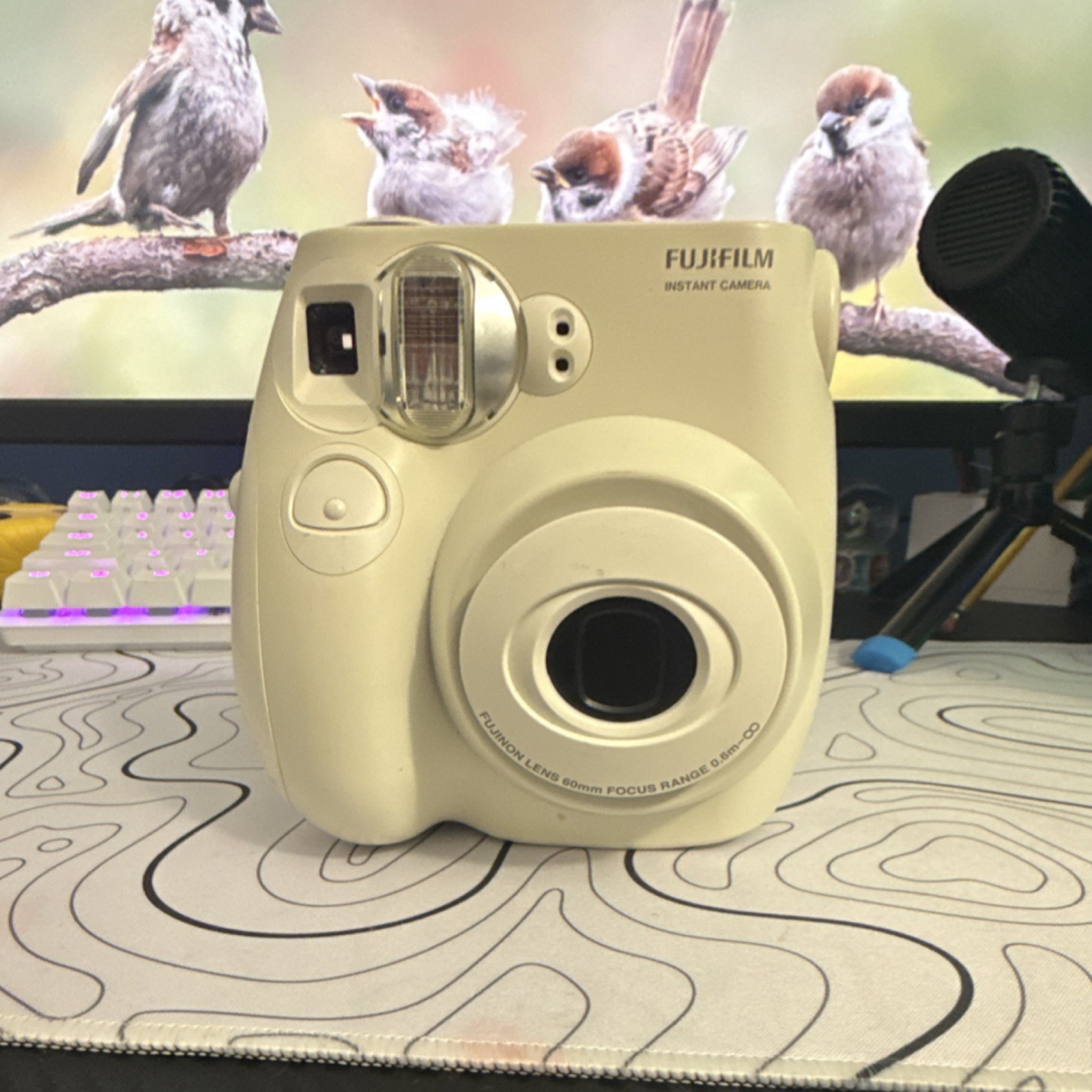 Fujifilm Instax Mini 7S Beige Vintage Style Instant Camera Compact Portable Film