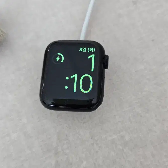 Apple Watch Series 2 40mm Midnight - Pre-Owned