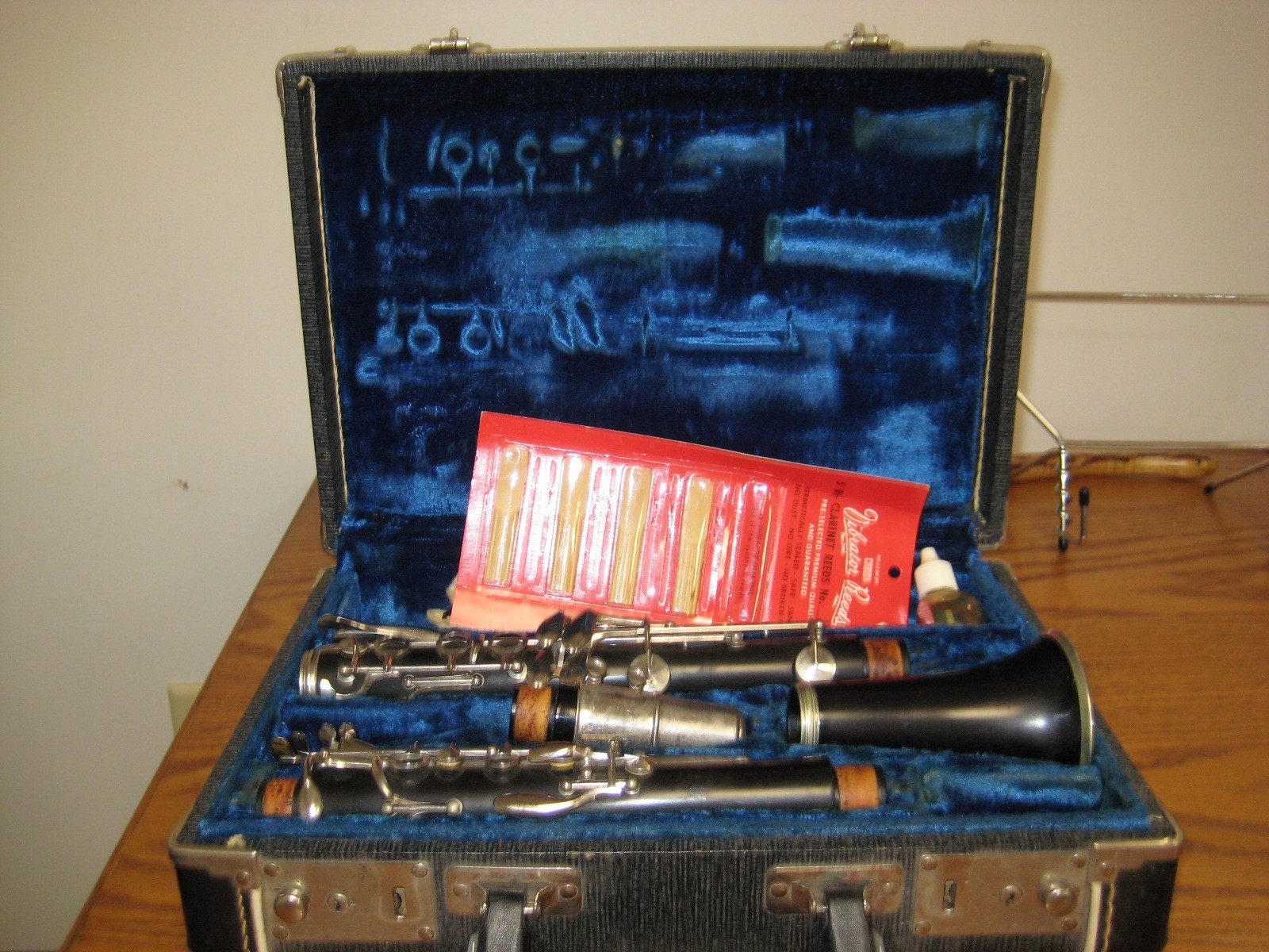 Antique Vintage Martin Freres, Paris, France Clarinet 306 With Original Case