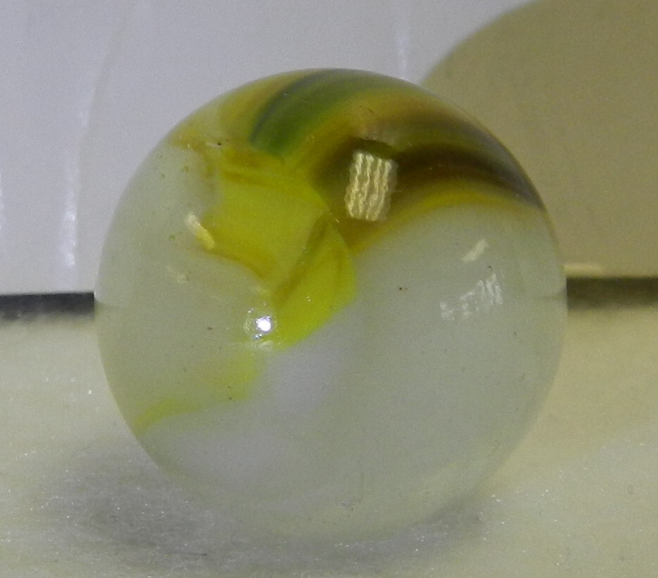 #19343m Large .82 Inches Vintage Akro Agate Sparkler Like Patch Shooter Marble