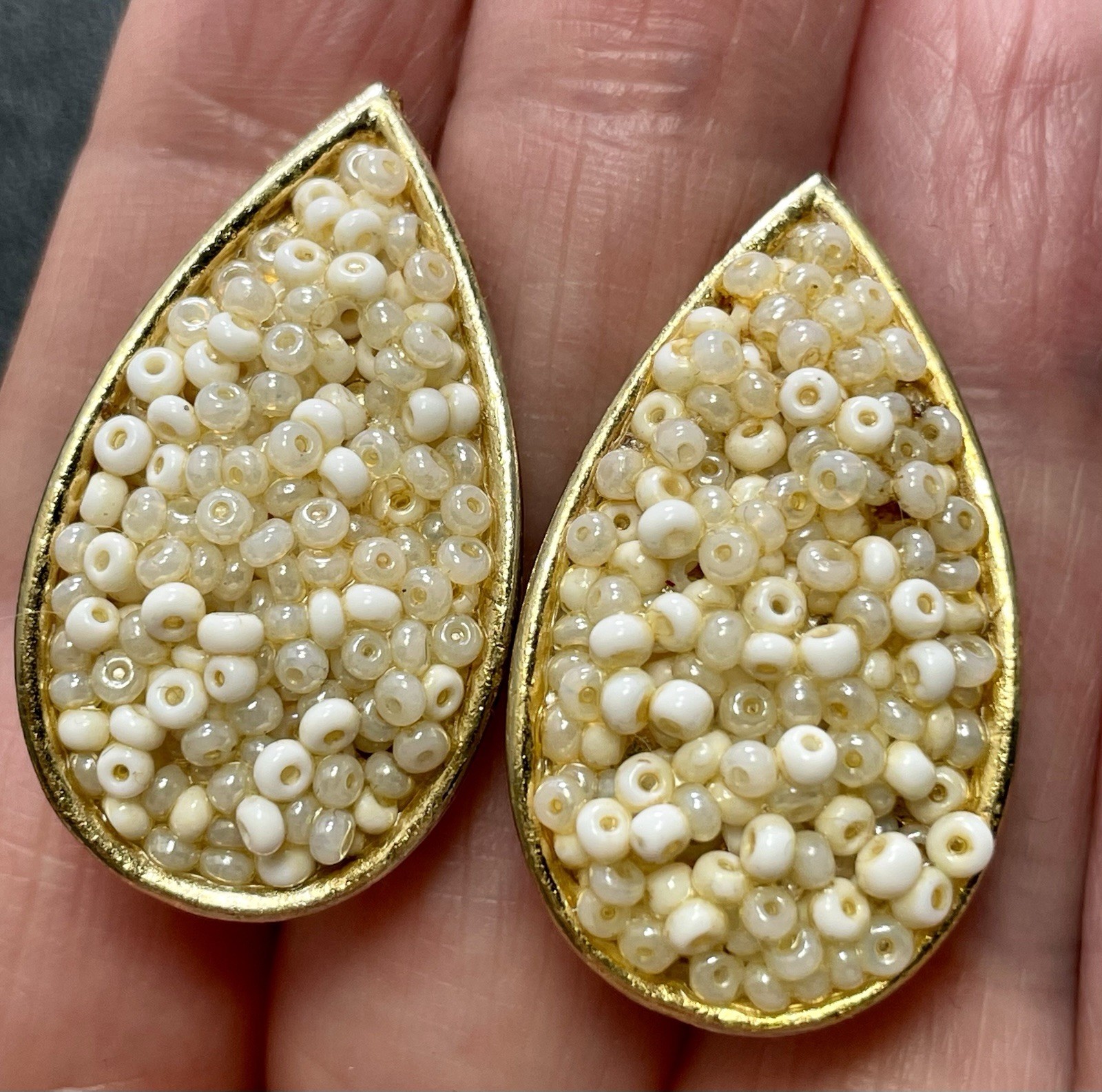 Vintage 1.5” White Cluster Beaded Retro Gold Tone Clip Earrings