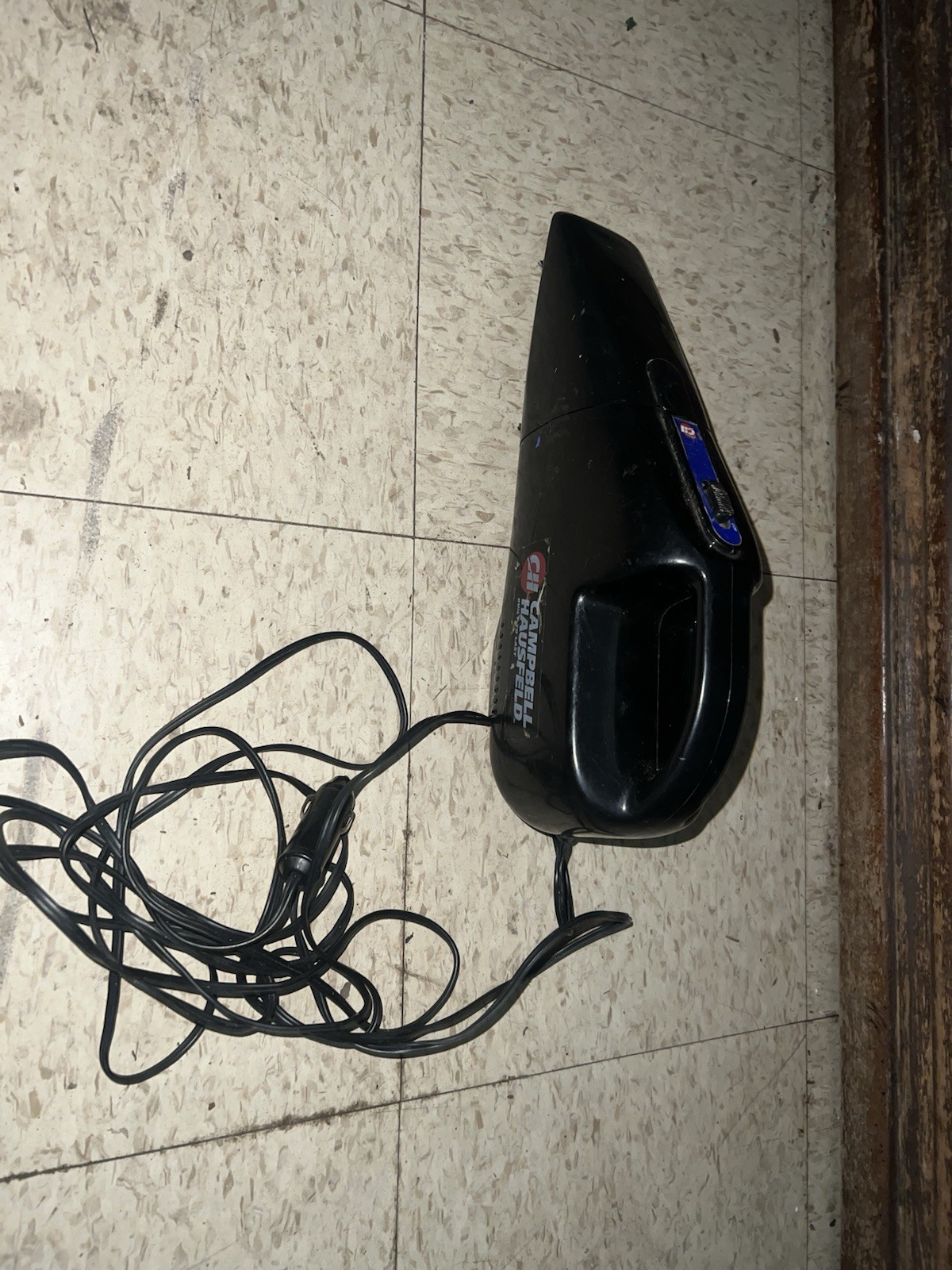 Campbell Hausfield Handheld Bagless Corded Vacuum Cleaner Black Portable Compact