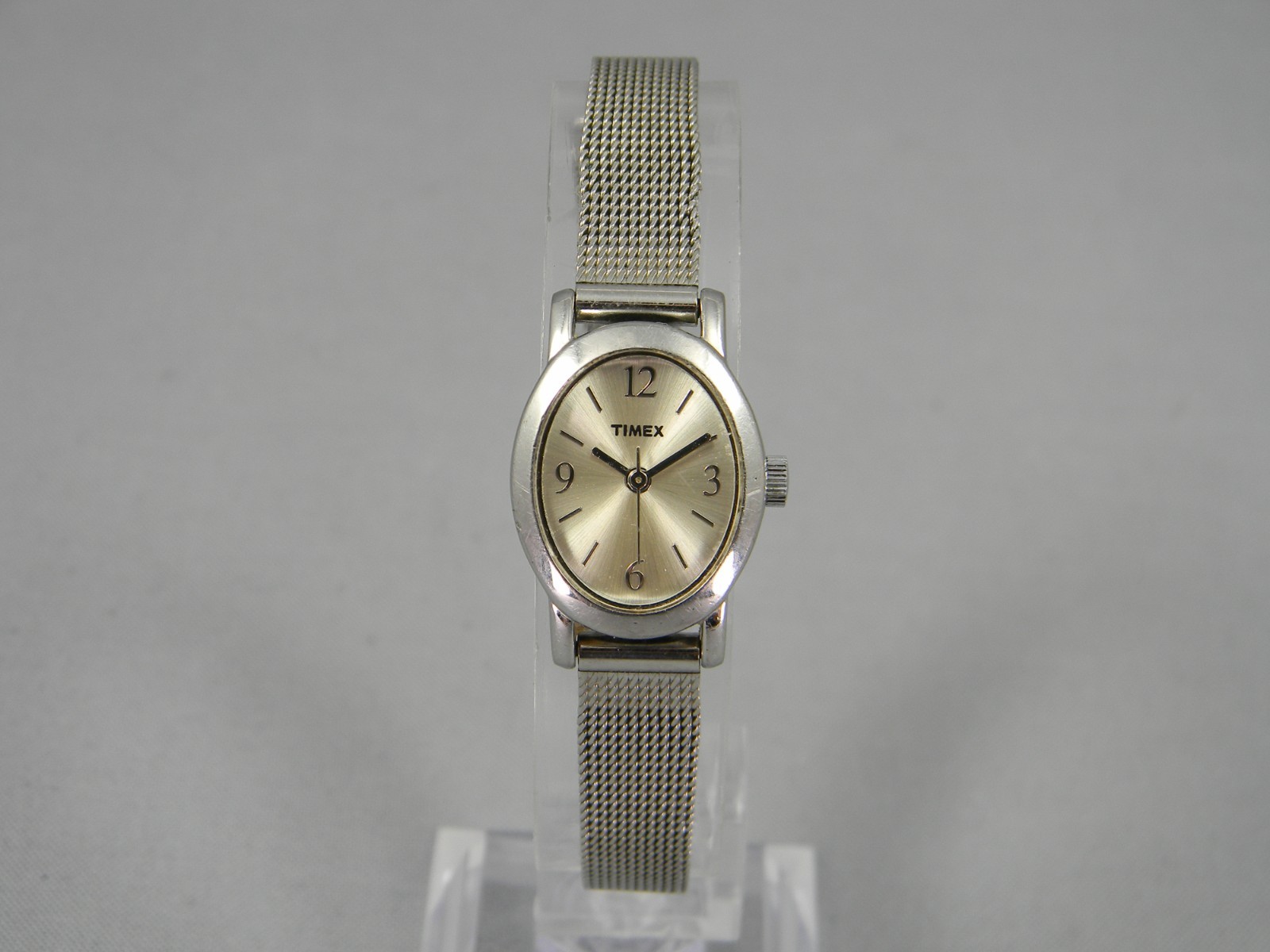 Timex Watch Women Dainty 18x23mm Silver Tone Adjustable Mesh Band New Battery