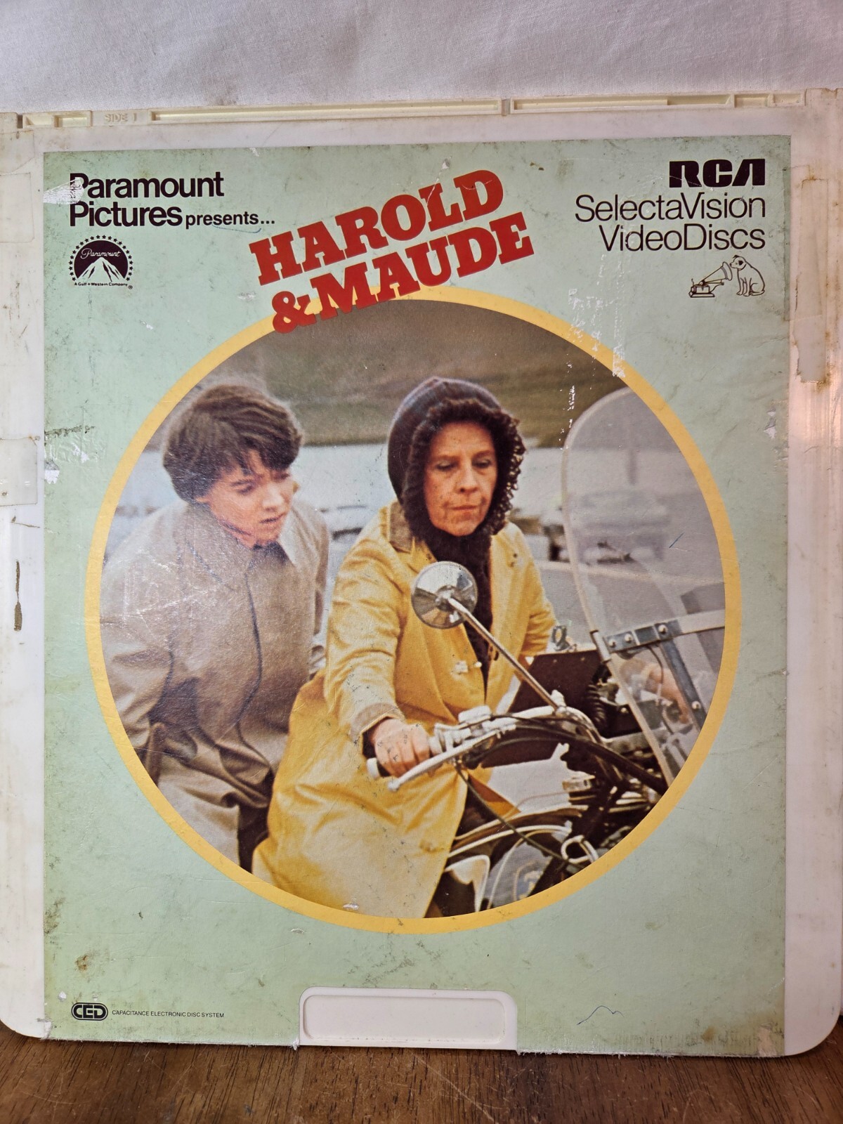CED RCA SelectaVision Harold & Maude VideoDiscs Paramount Pictures RCA