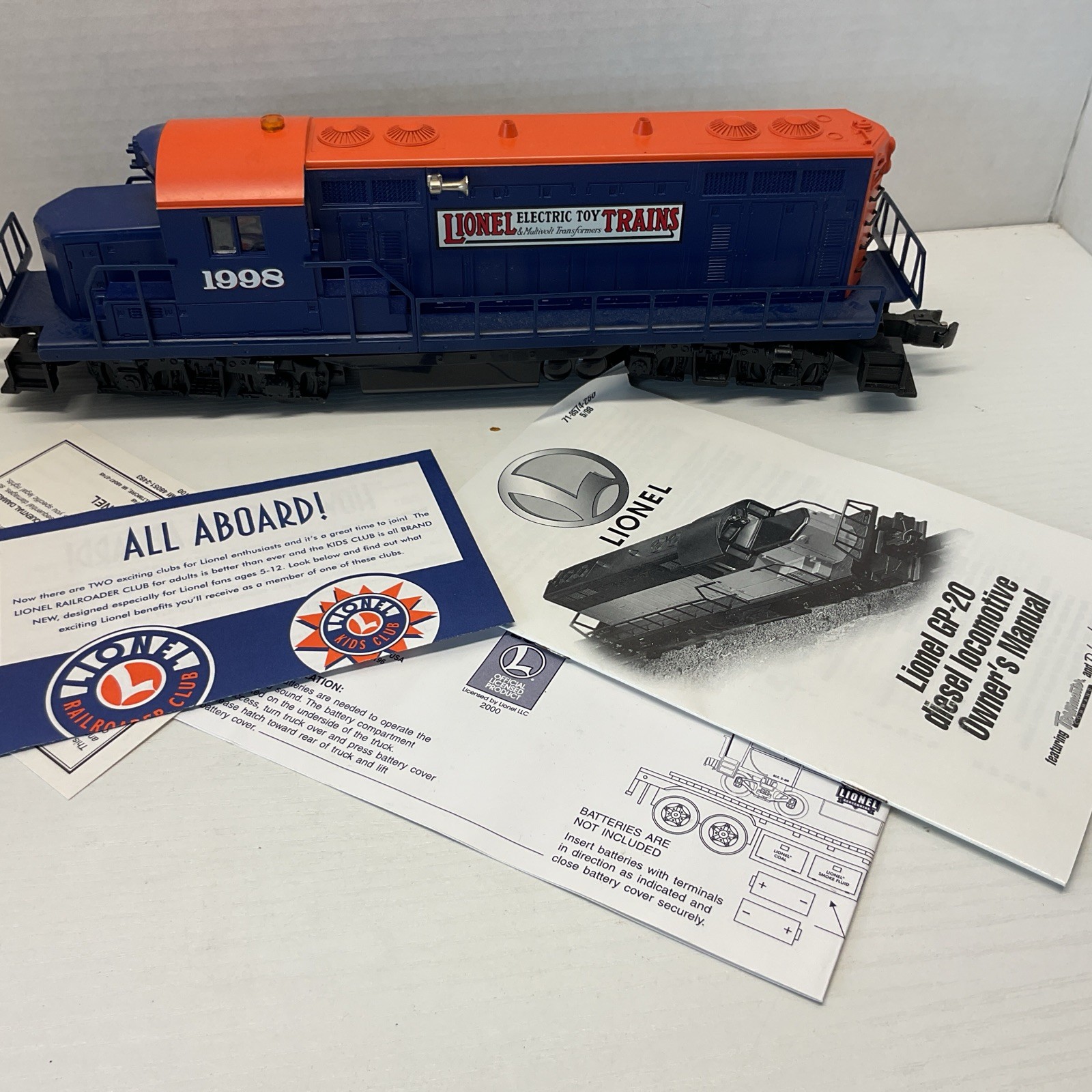 1998 Centennial Series GP-20 Diesel Locomotive LIONEL 6-18858