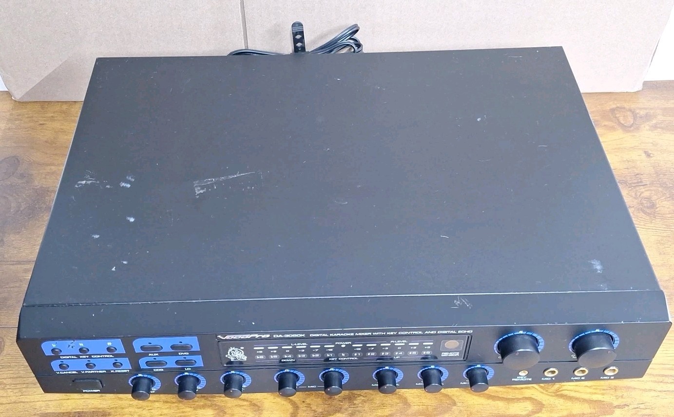 VOCOPRO DA-3050K DIGITAL KARAOKE MIXER WITH KEY CONTROL AND DIGITAL ECHO