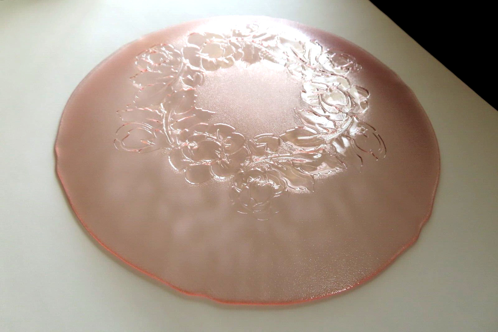 Vintage Arcoroc France Pink Frosted Rose Rosaline Large Plate 10 1/4" Dia.