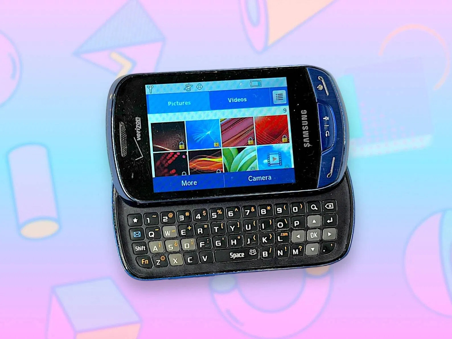 Vintage Samsung Touchscreen Keyboard Cell Phone. Works.